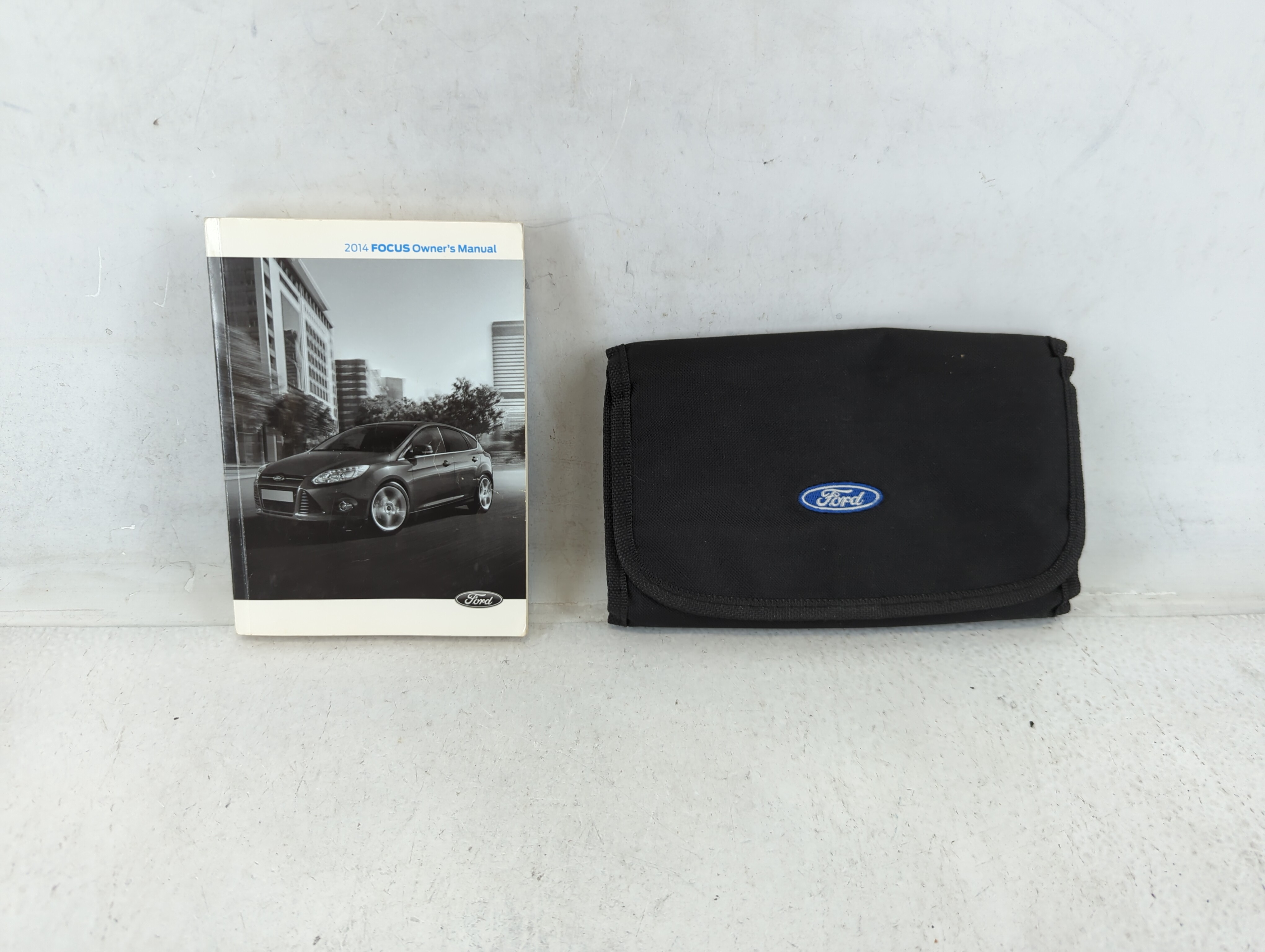 Picture of 2014 Ford Focus Owners Manual Book Guide 691750