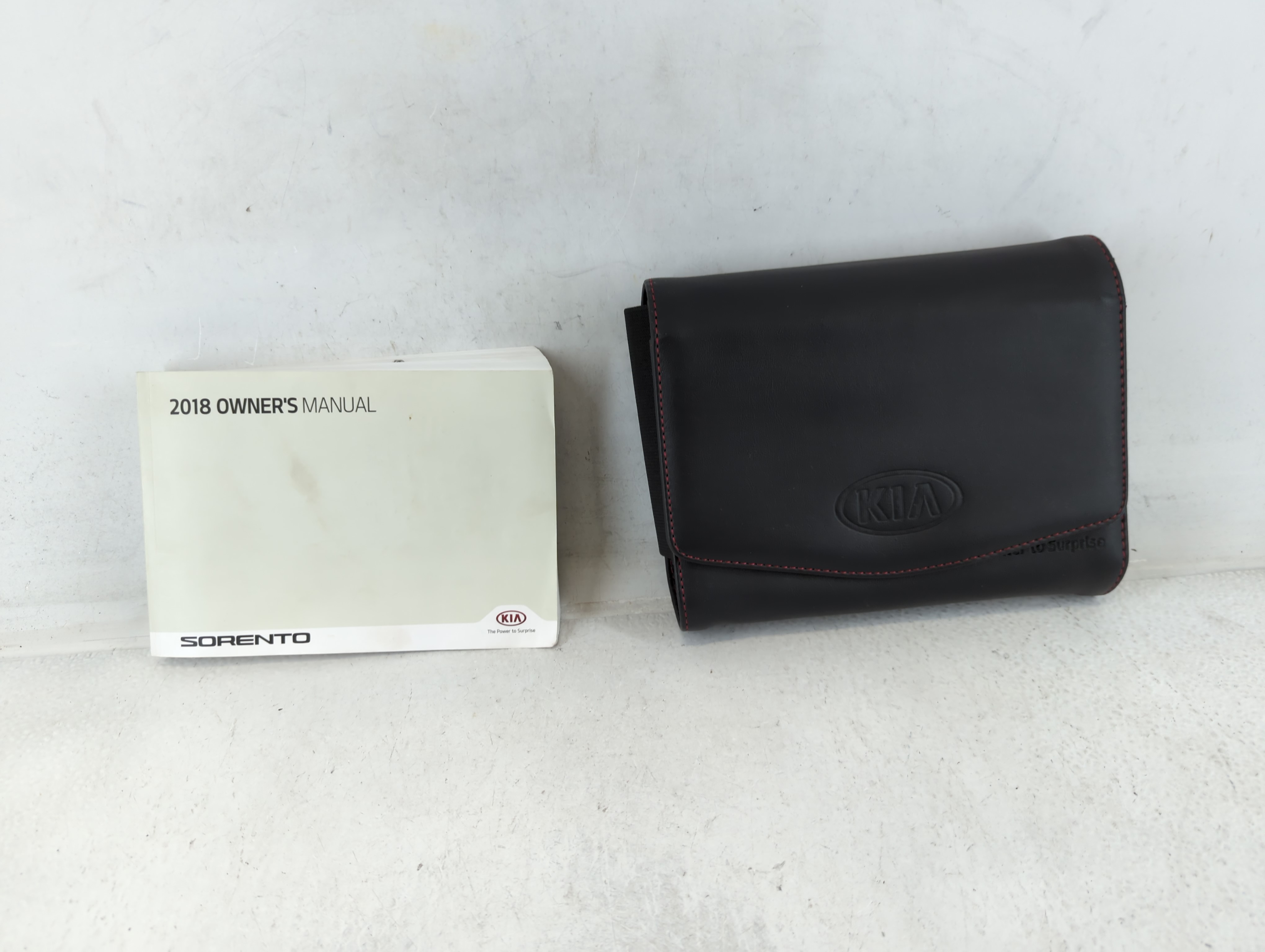 2018 Kia Sorento Owners Manual Book Guide 691755 - Oemusedautoparts1.com