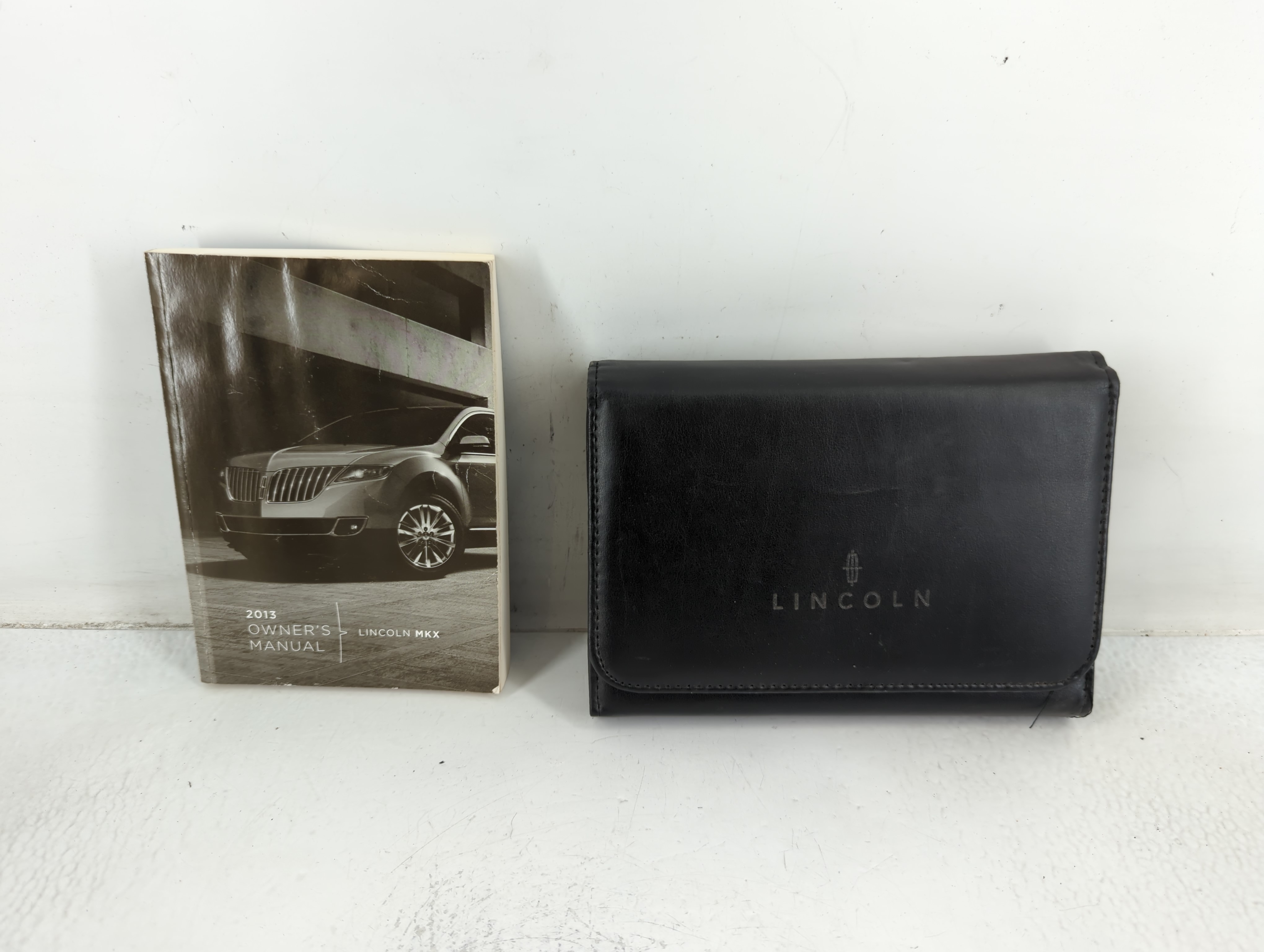 Picture of 2013 Lincoln Mkx Owners Manual Book Guide 691844