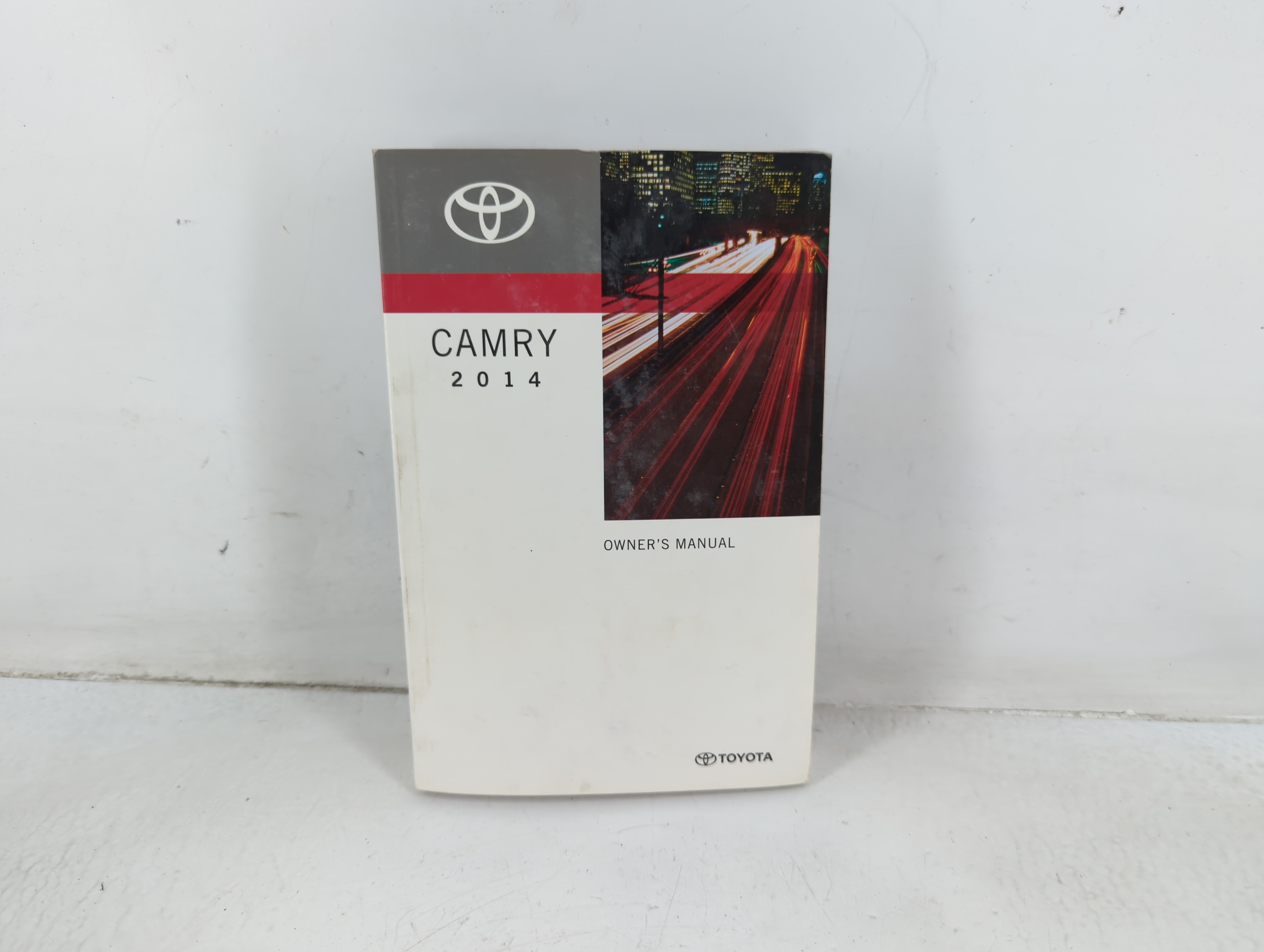 Picture of 2014 Toyota Camry Owners Manual Book Guide 691851
