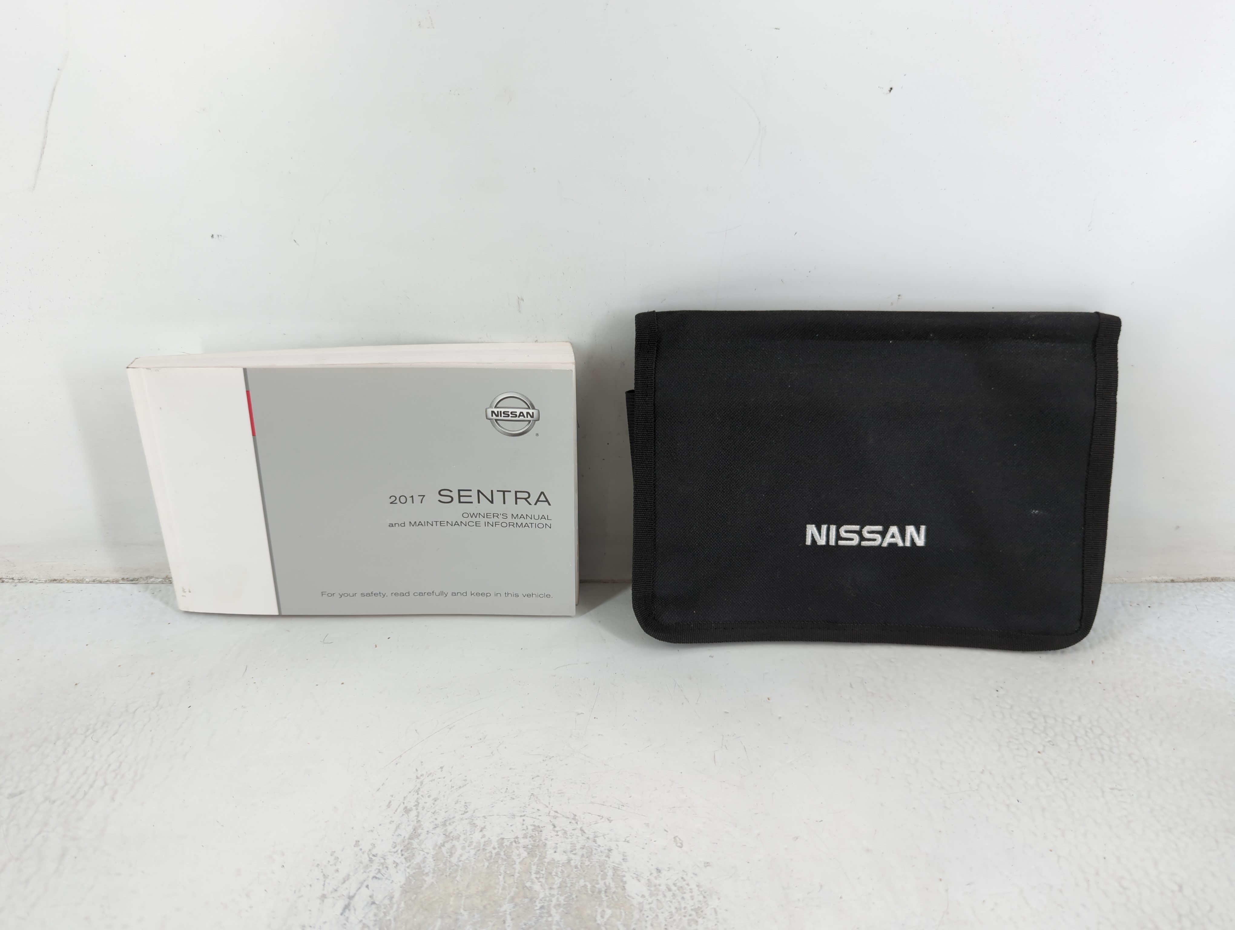2017 Nissan Sentra Owners Manual Book Guide 691875 - Oemusedautoparts1.com