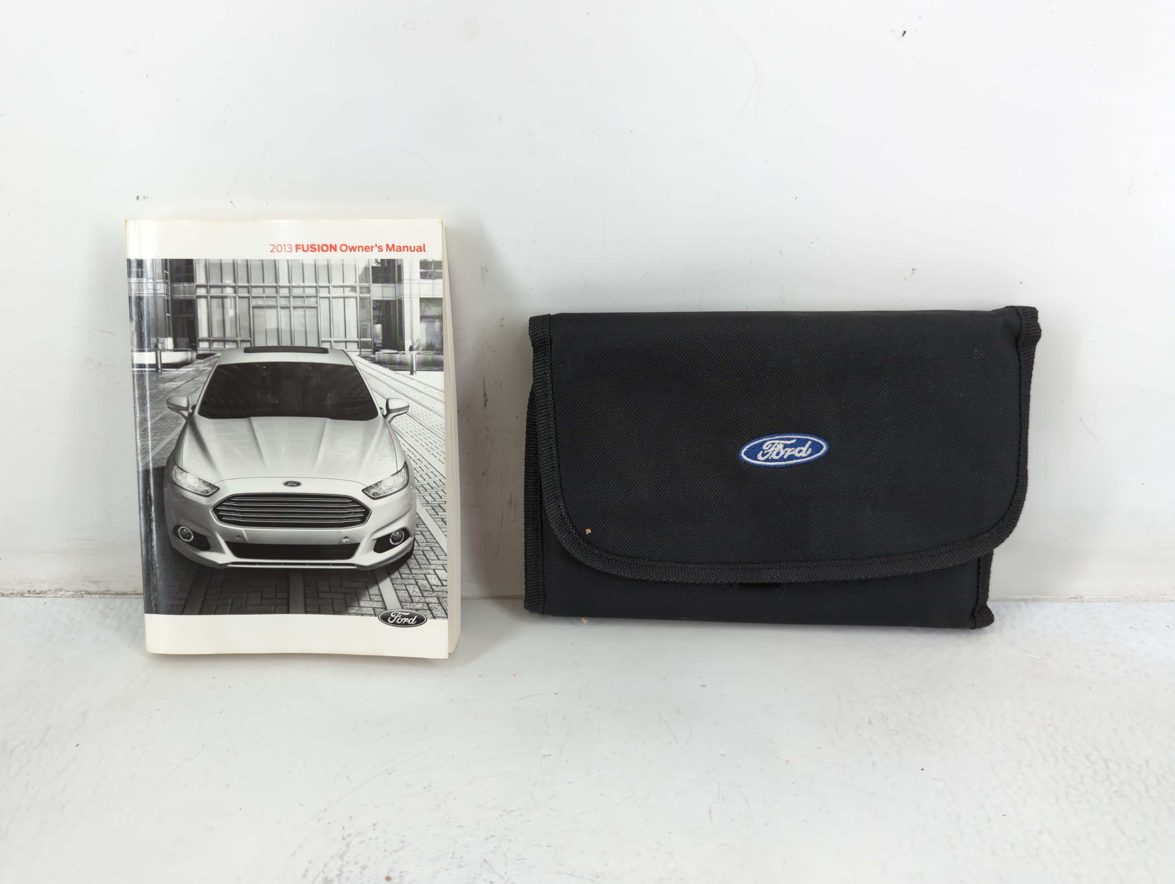 Picture of 2013 Ford Fusion Owners Manual Book Guide 691908