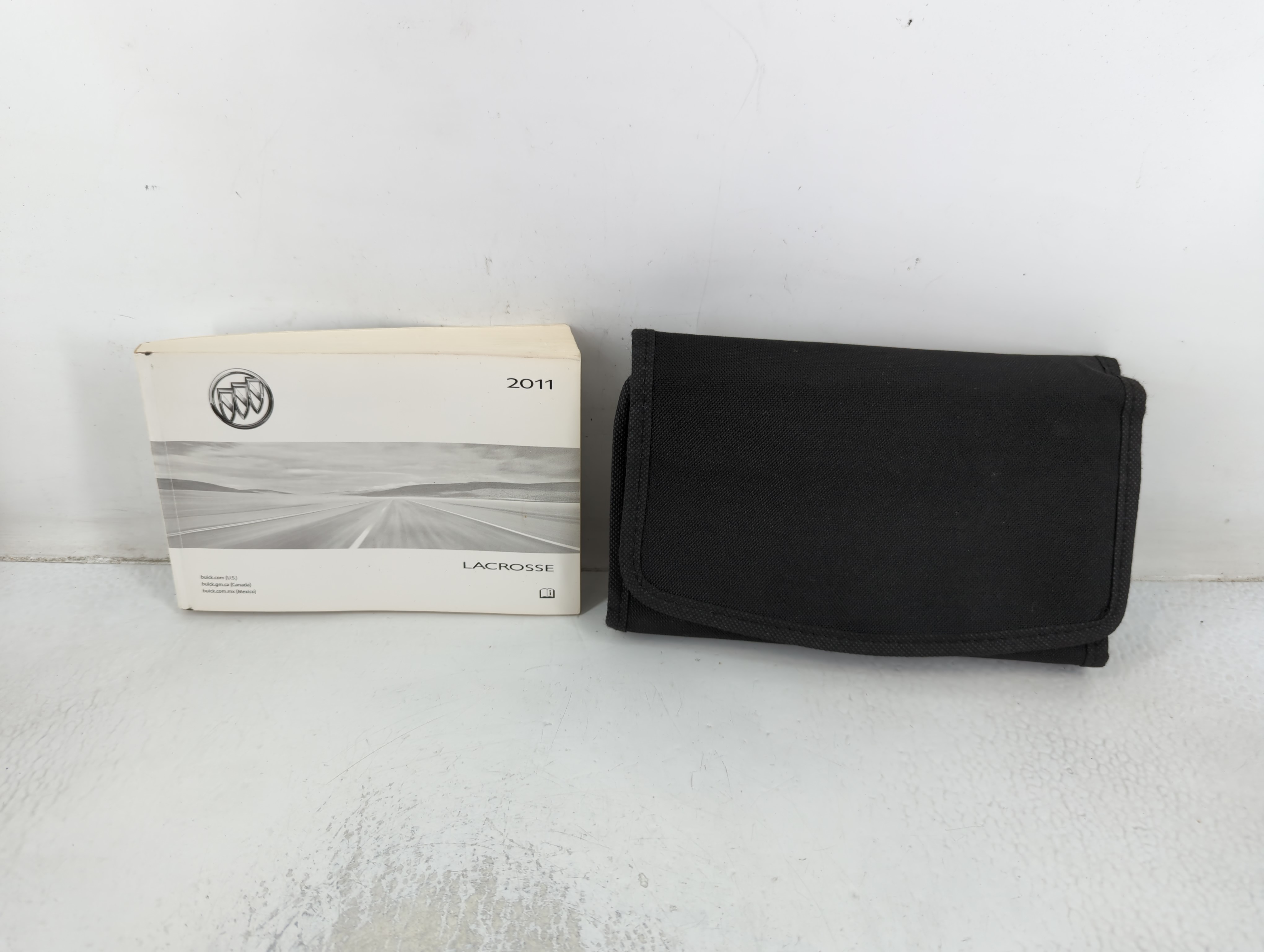 Picture of 2011 Buick Lacrosse Owners Manual Book Guide 692066