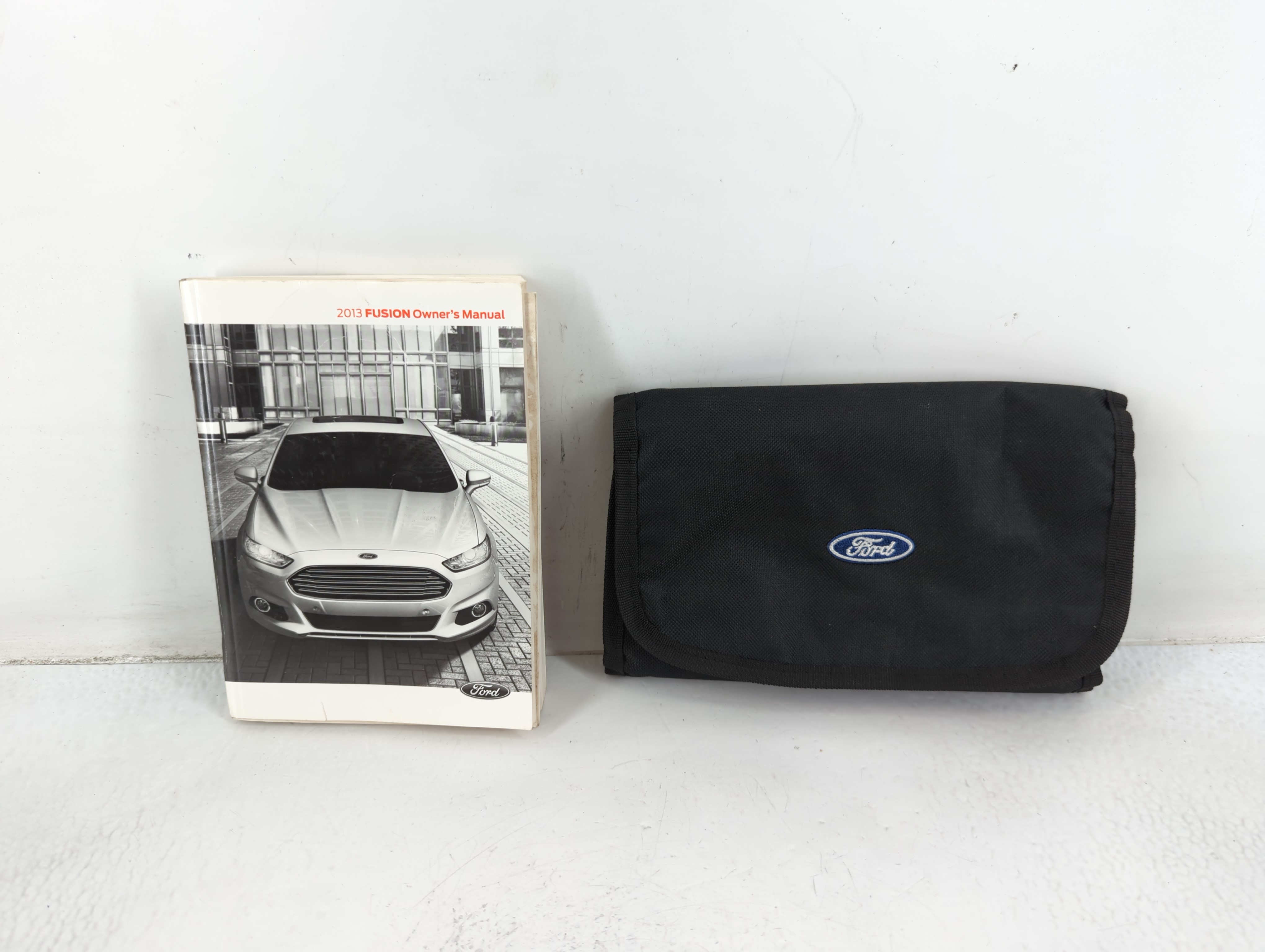 Picture of 2013 Ford Fusion Owners Manual Book Guide 692068