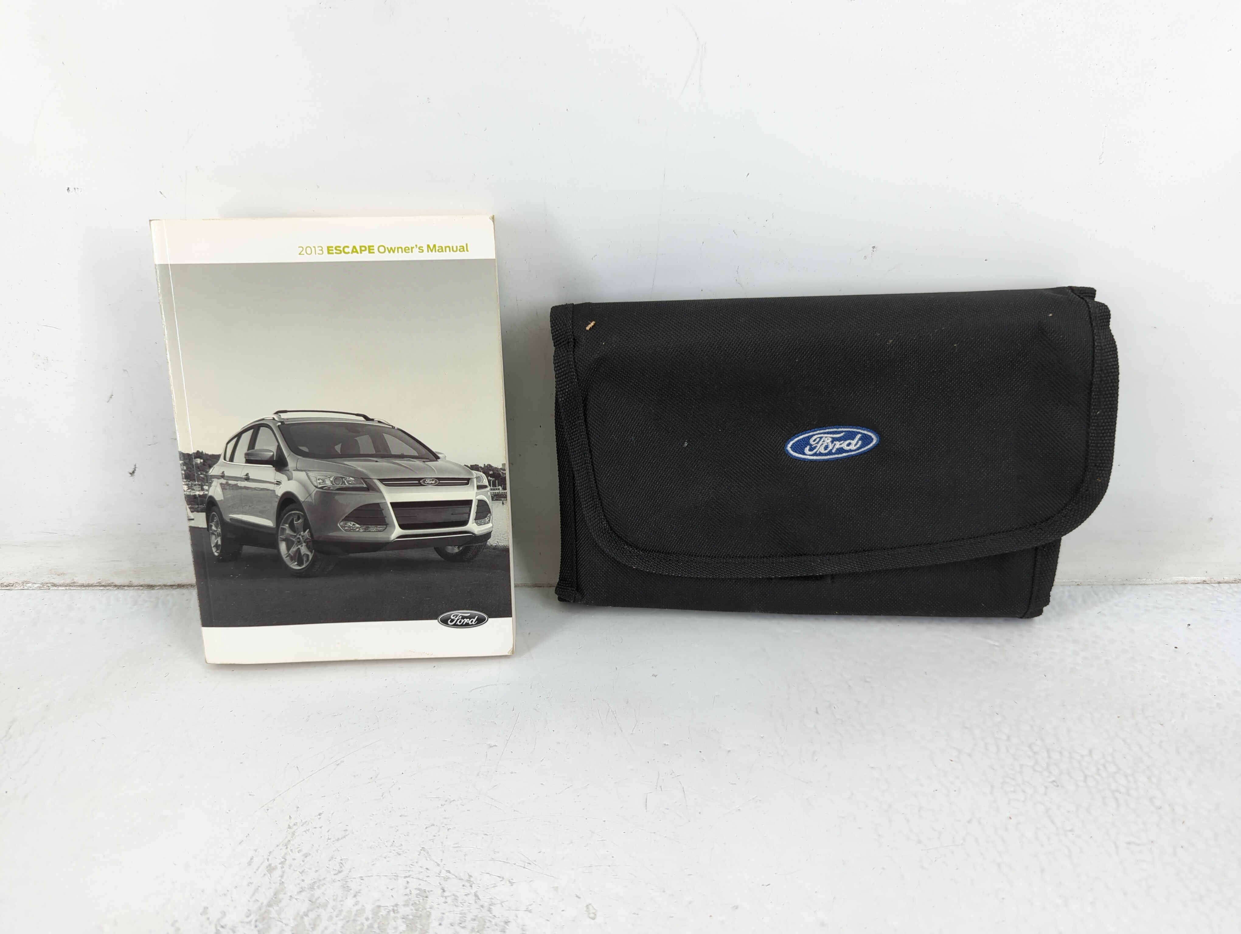 Picture of 2013 Ford Escape Owners Manual Book Guide 692075
