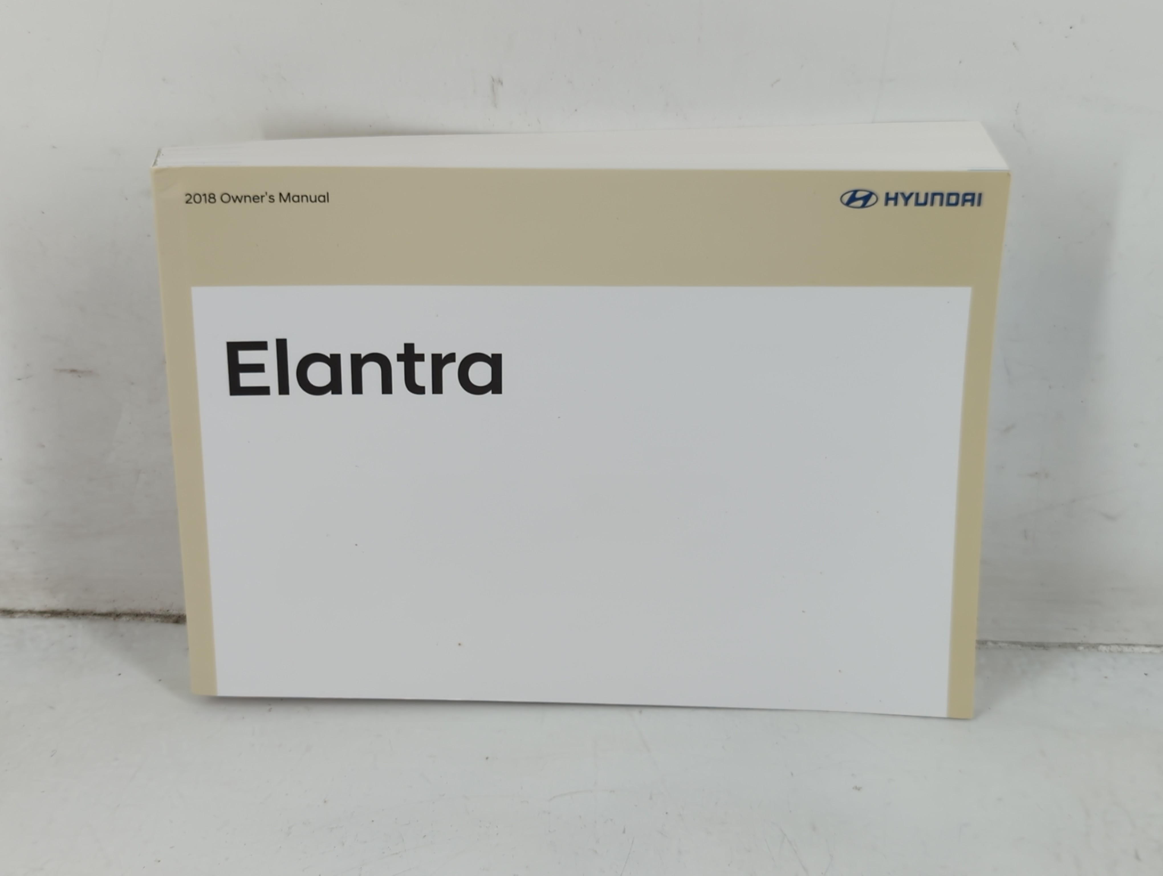 2018 Hyundai Elantra Owners Manual Book Guide 692076 - Oemusedautoparts1.com