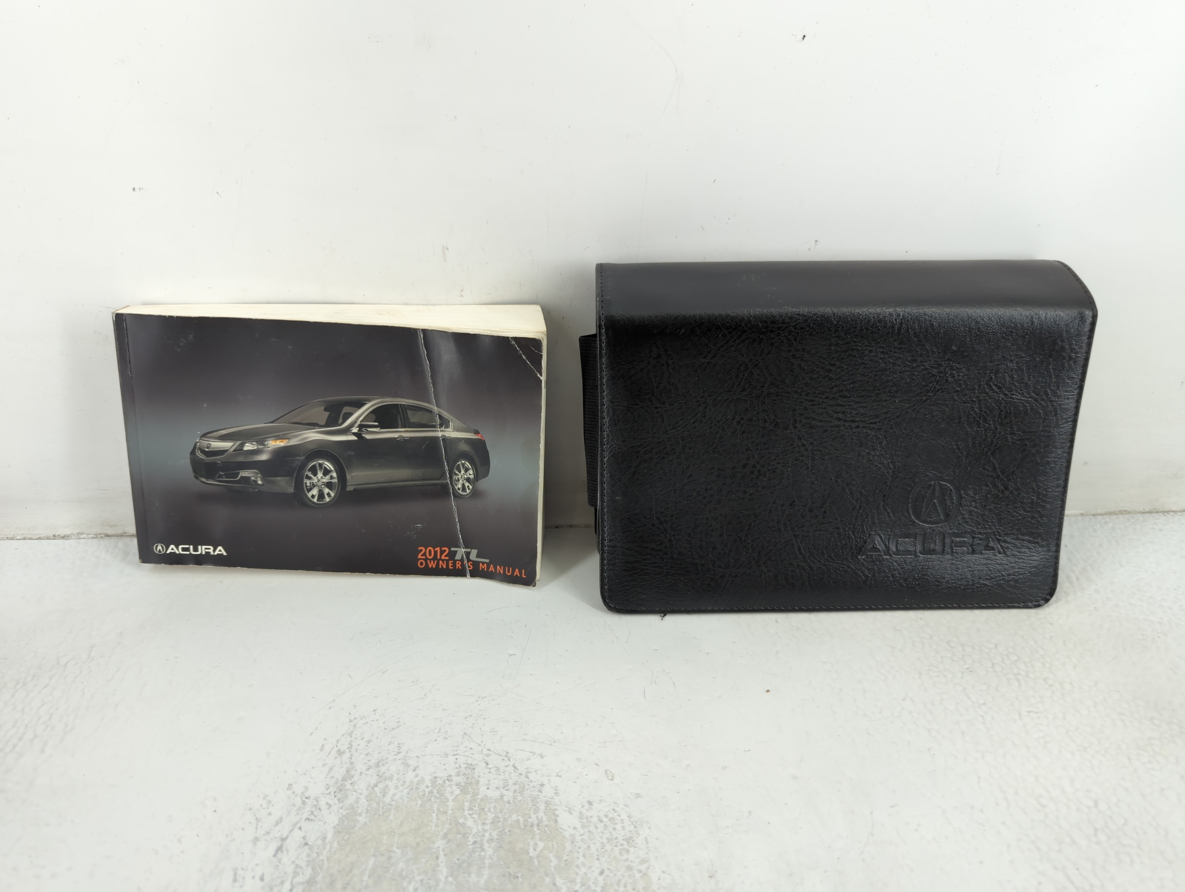 Picture of 2012 Acura Tl Owners Manual Book Guide 692218