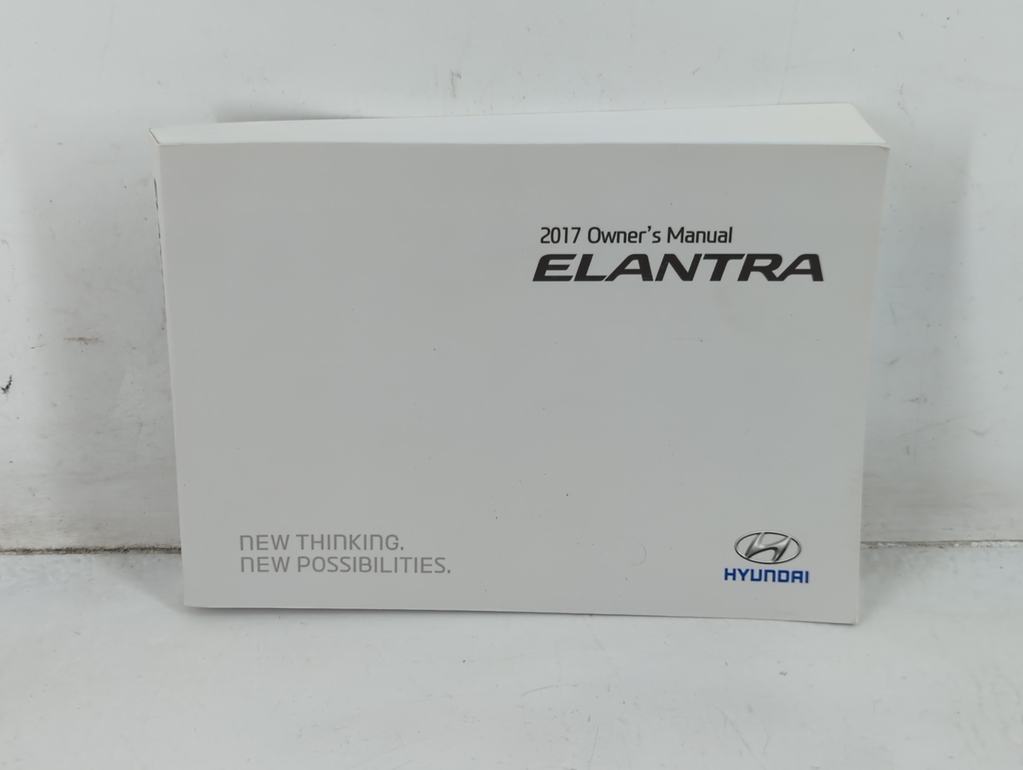 2017 Hyundai Elantra Owners Manual Book Guide 692219 - Oemusedautoparts1.com