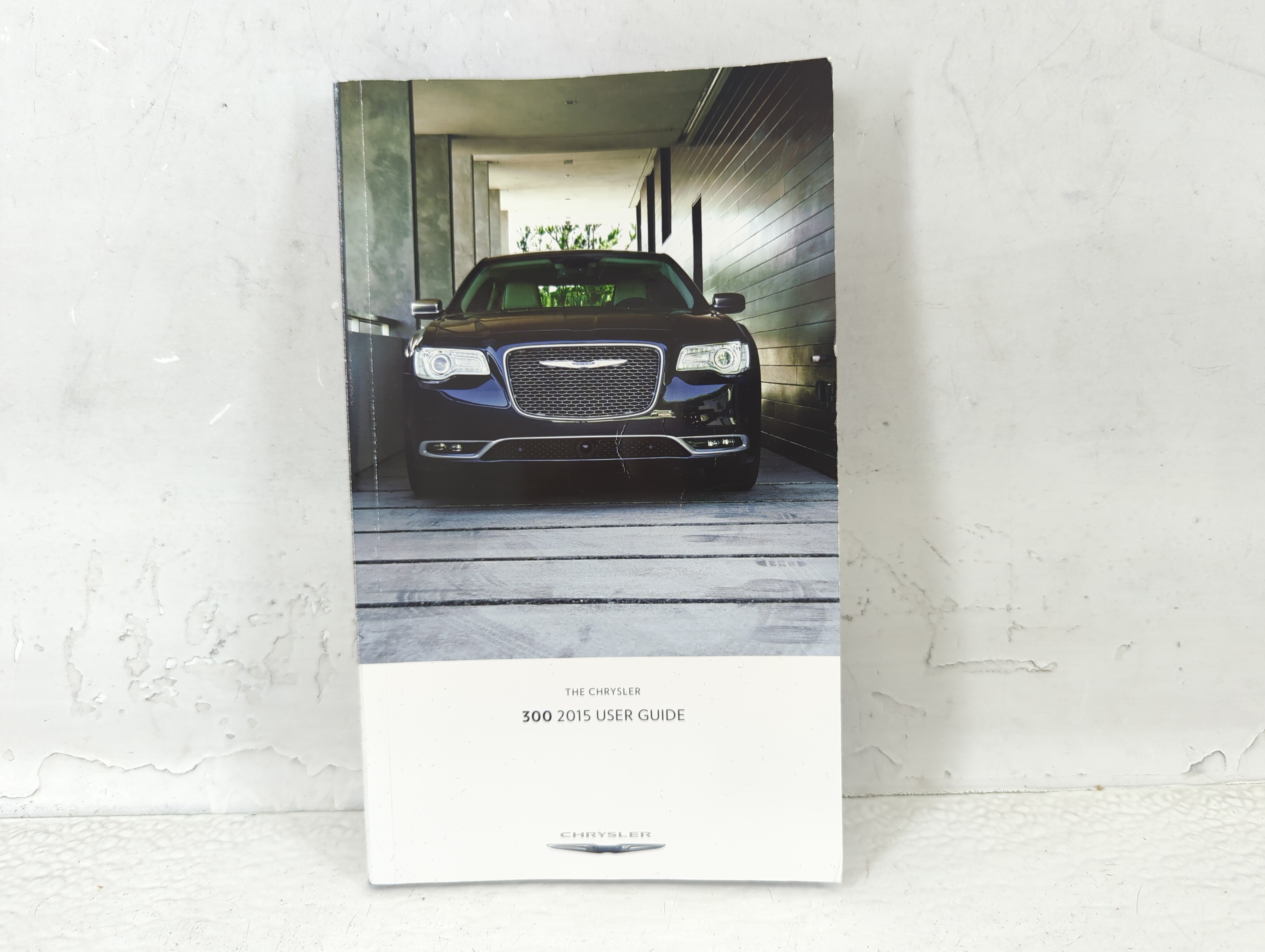 2015 Chrysler 300 Owners Manual Book Guide 692328 - Oemusedautoparts1.com