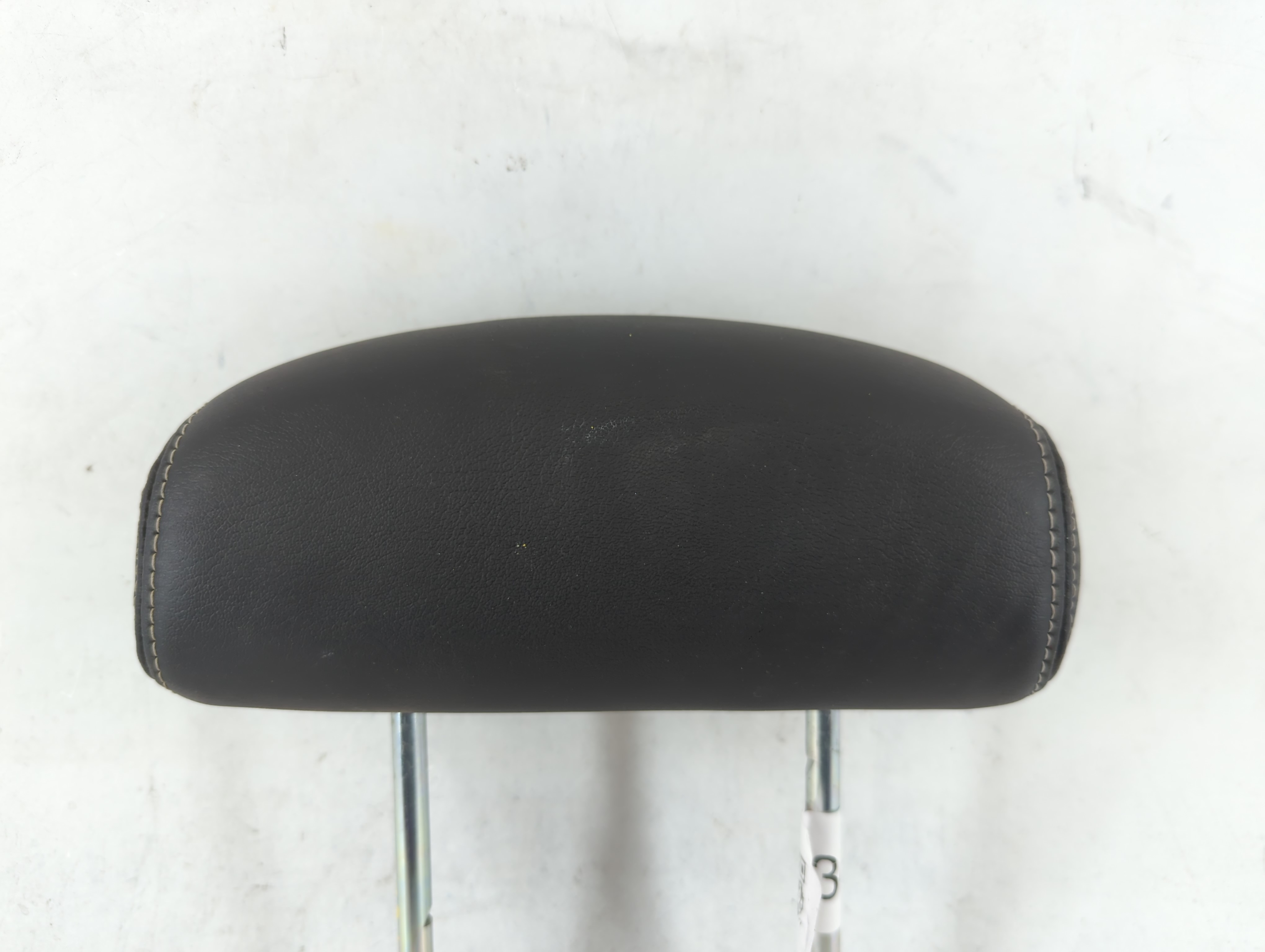 2007-2009 Chevrolet Equinox Headrest Head Rest Rear Seat Black 692343 - Oemusedautoparts1.com