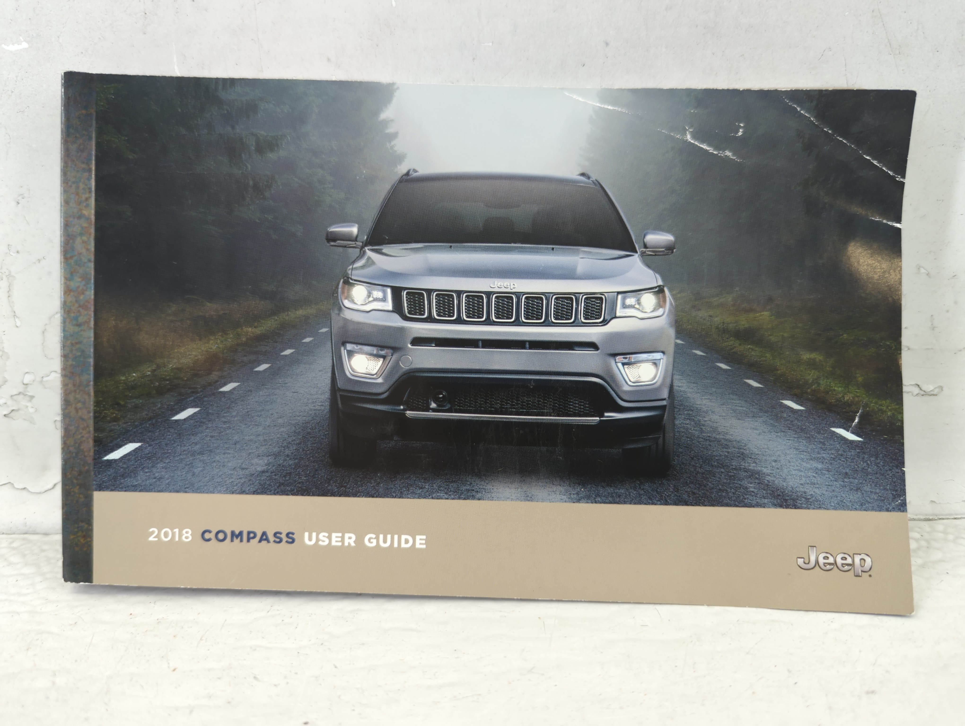 2018 Jeep Compass Owners Manual Book Guide 692367 - Oemusedautoparts1.com