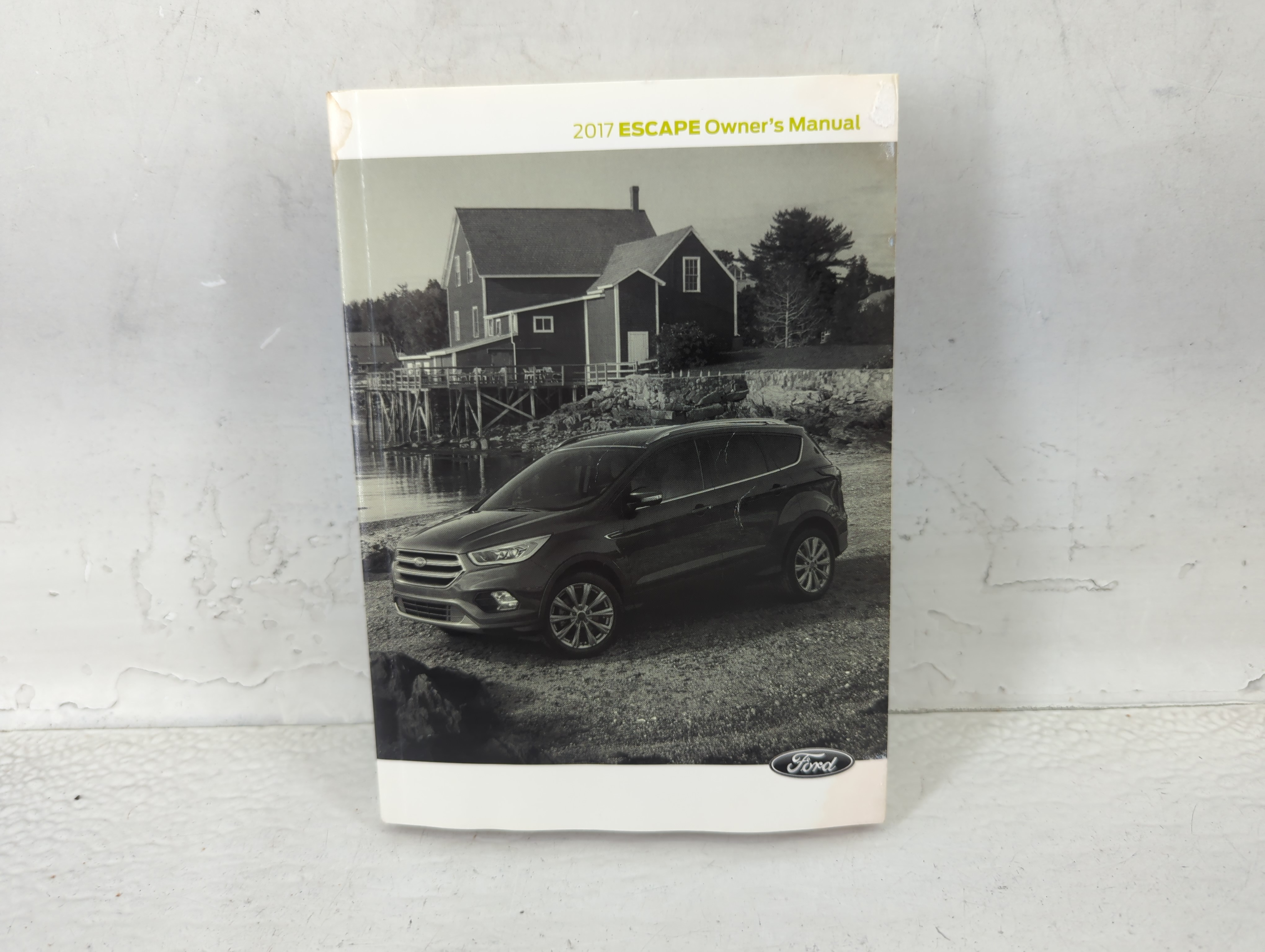 2017 Ford Escape Owners Manual Book Guide 692396 - Oemusedautoparts1.com