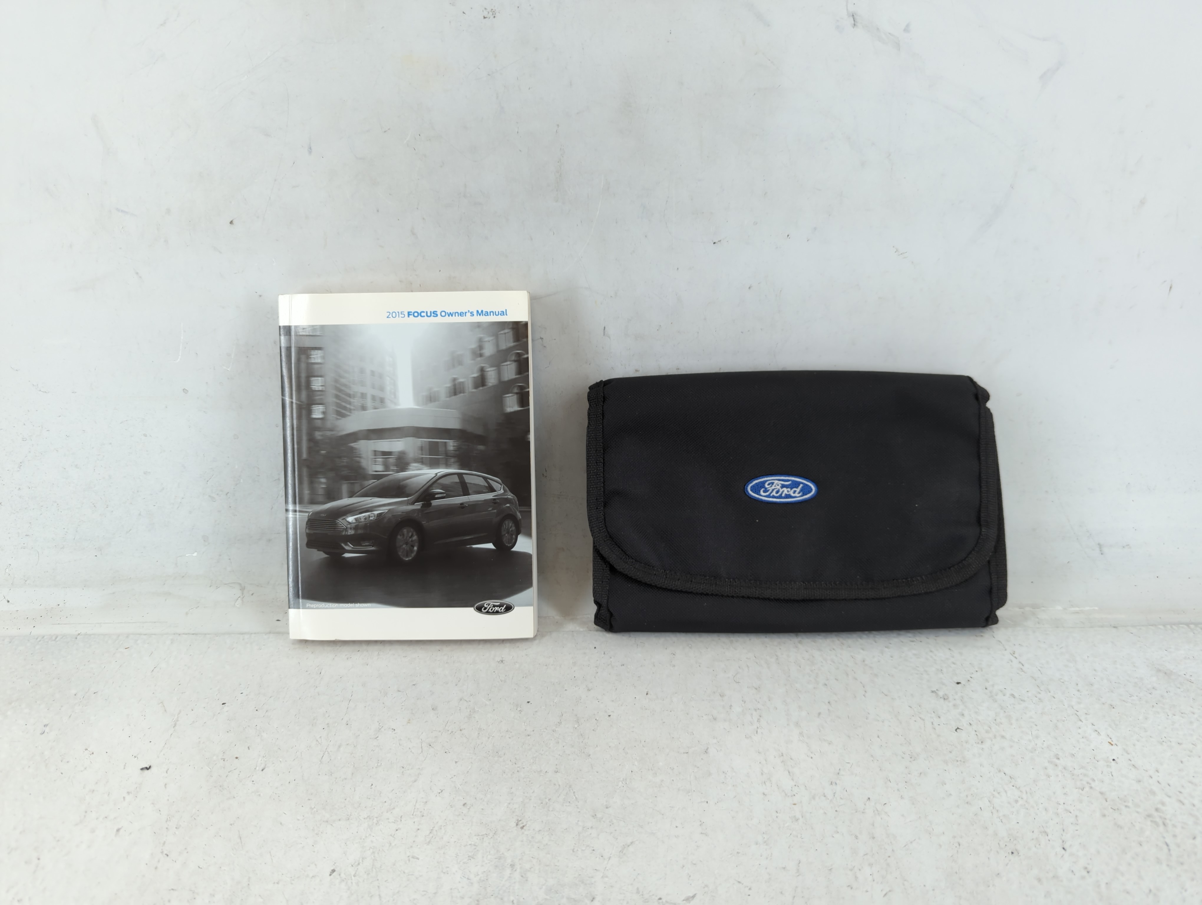 Picture of 2015 Ford Focus Owners Manual Book Guide 692404