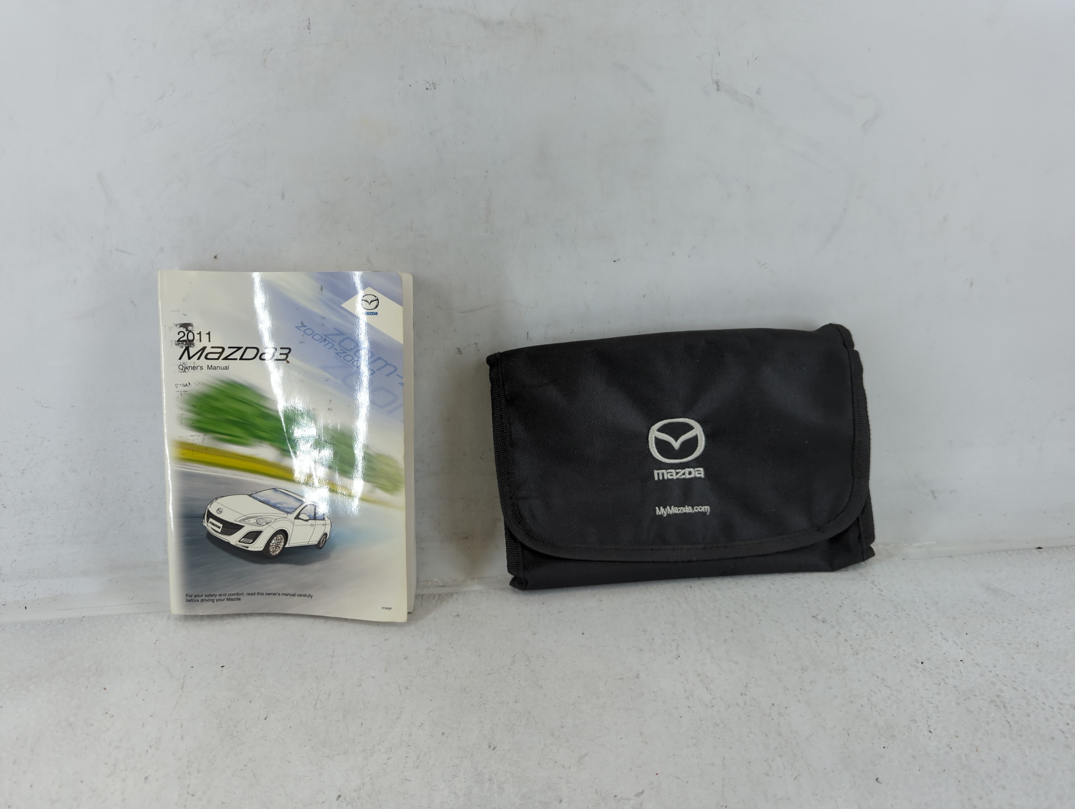 2011 Mazda 3 Owners Manual Book Guide 692437 - Oemusedautoparts1.com
