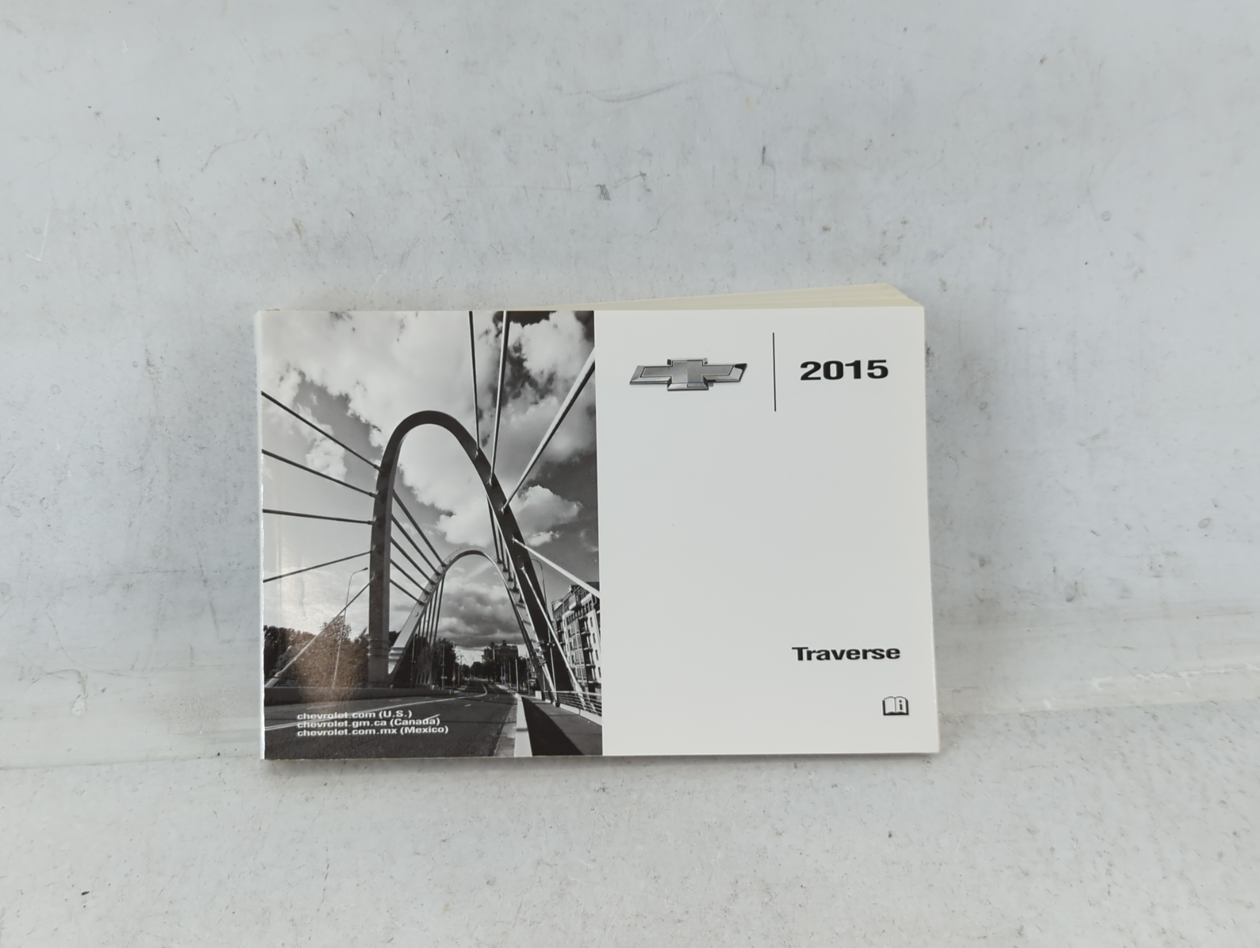 2015 Chevrolet Traverse Owners Manual Book Guide 692446 - Oemusedautoparts1.com