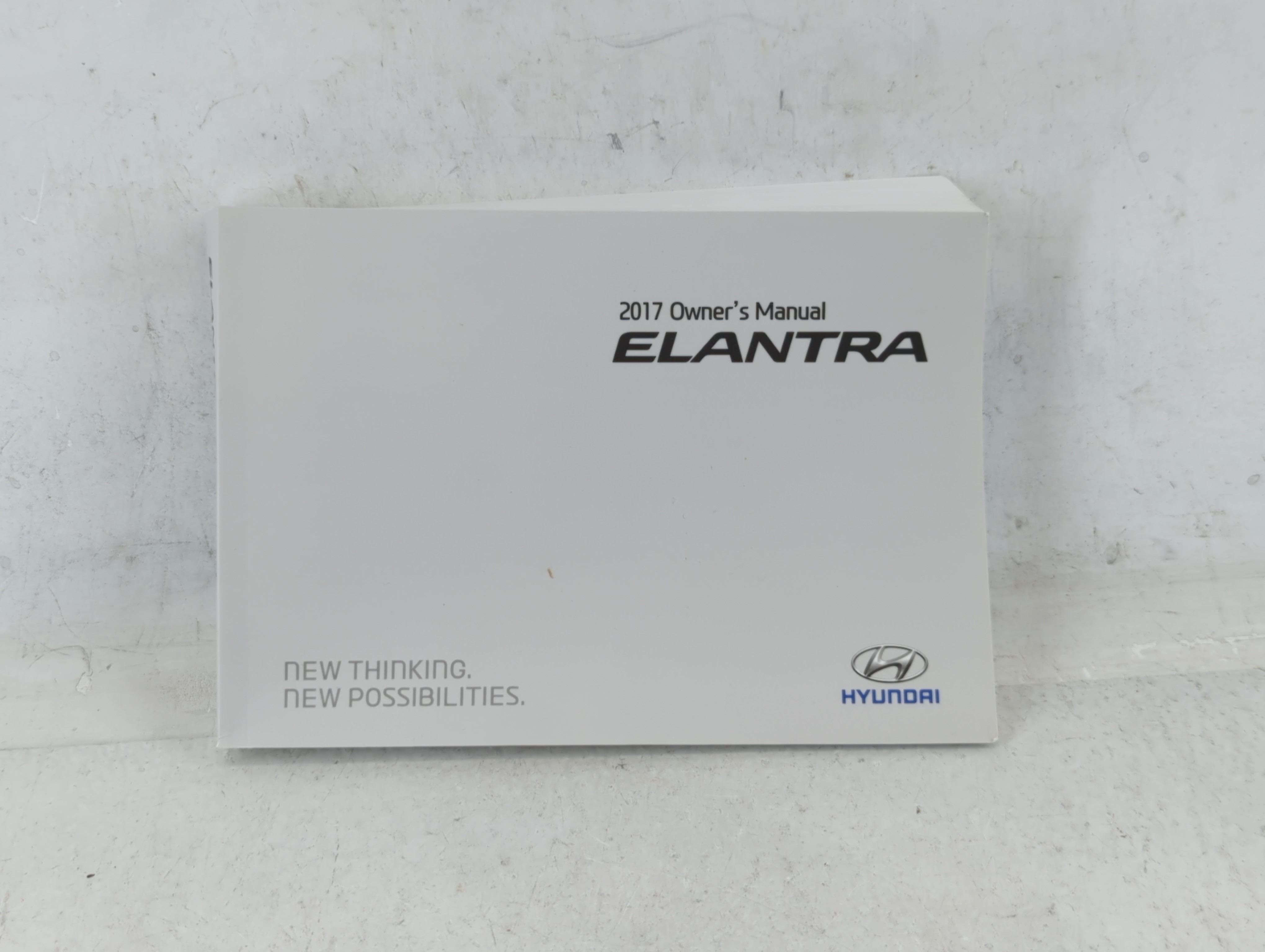 2017 Hyundai Elantra Owners Manual Book Guide 692461 - Oemusedautoparts1.com