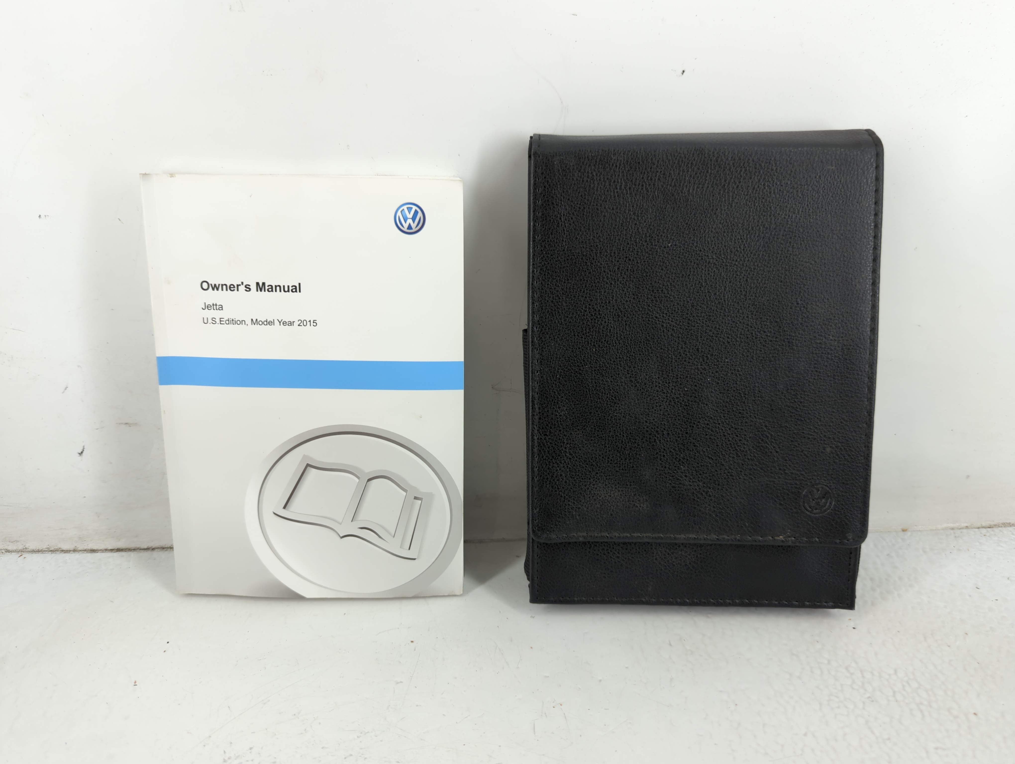 Picture of 2015 Volkswagen Jetta Owners Manual Book Guide 692535
