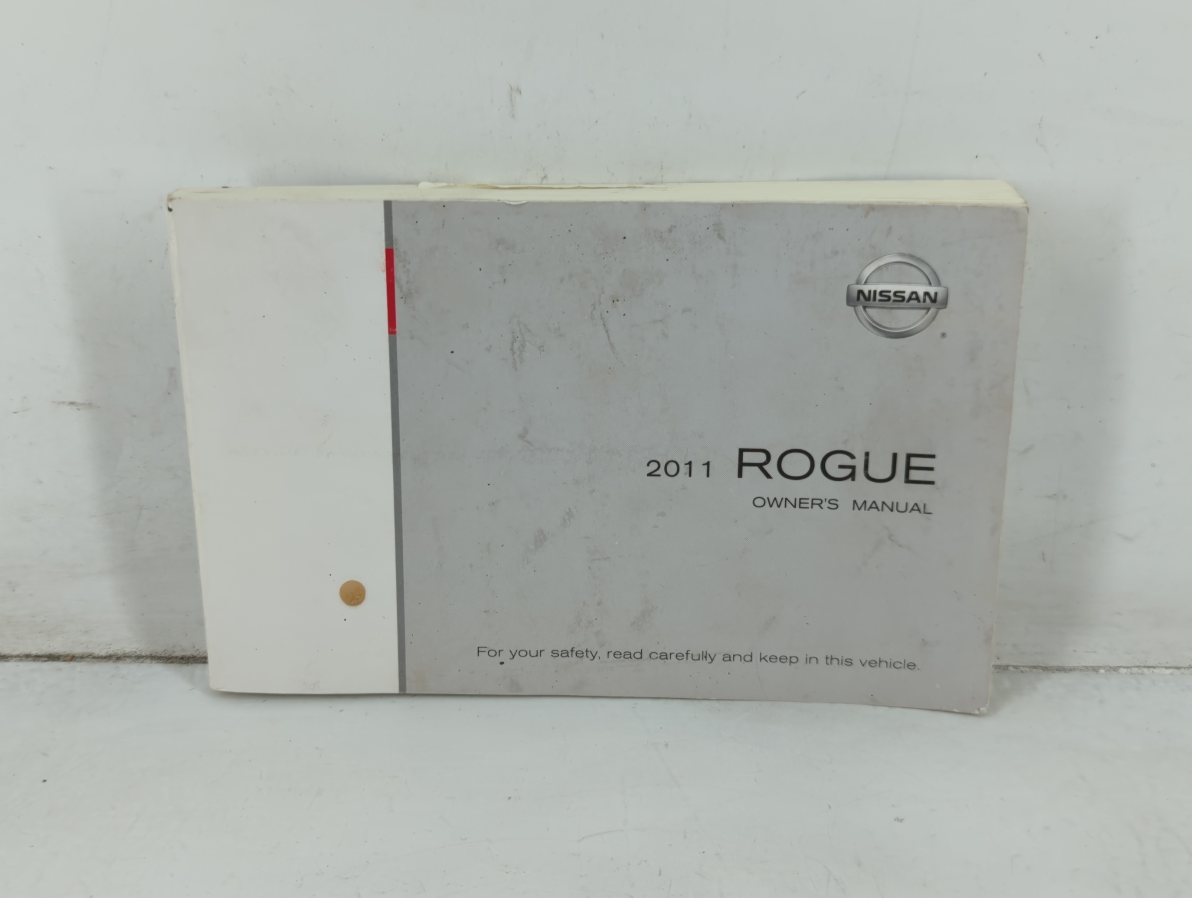 Picture of 2011 Nissan Rogue Owners Manual Book Guide 692623