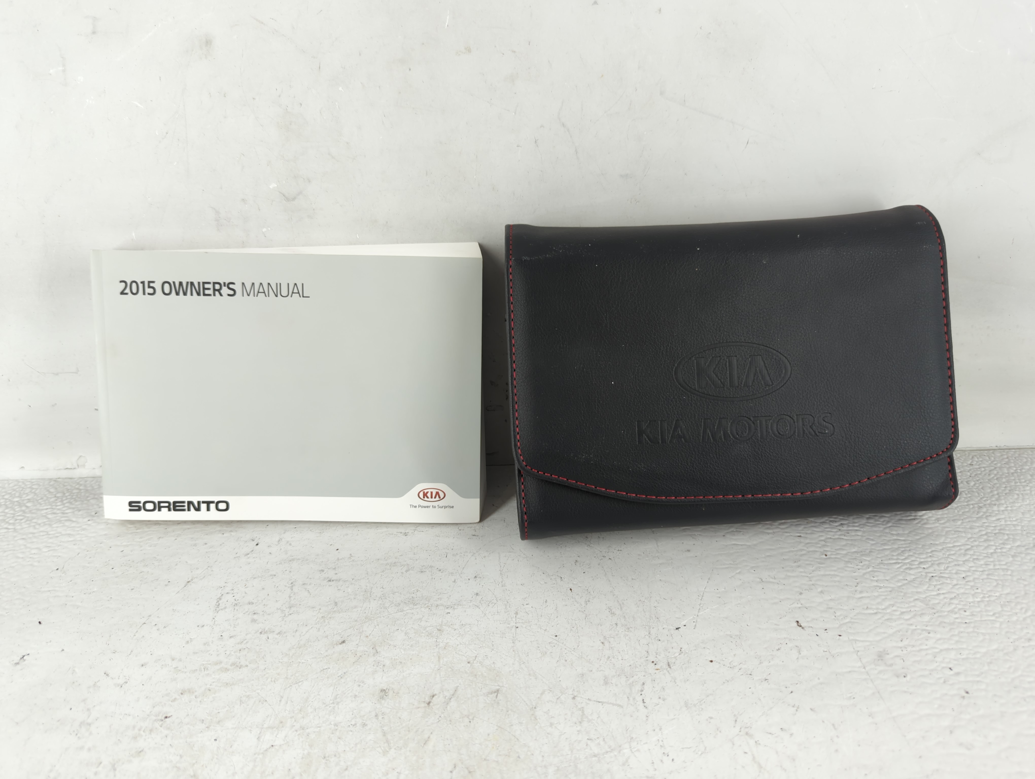 2015 Kia Sorento Owners Manual Book Guide 692696 - Oemusedautoparts1.com