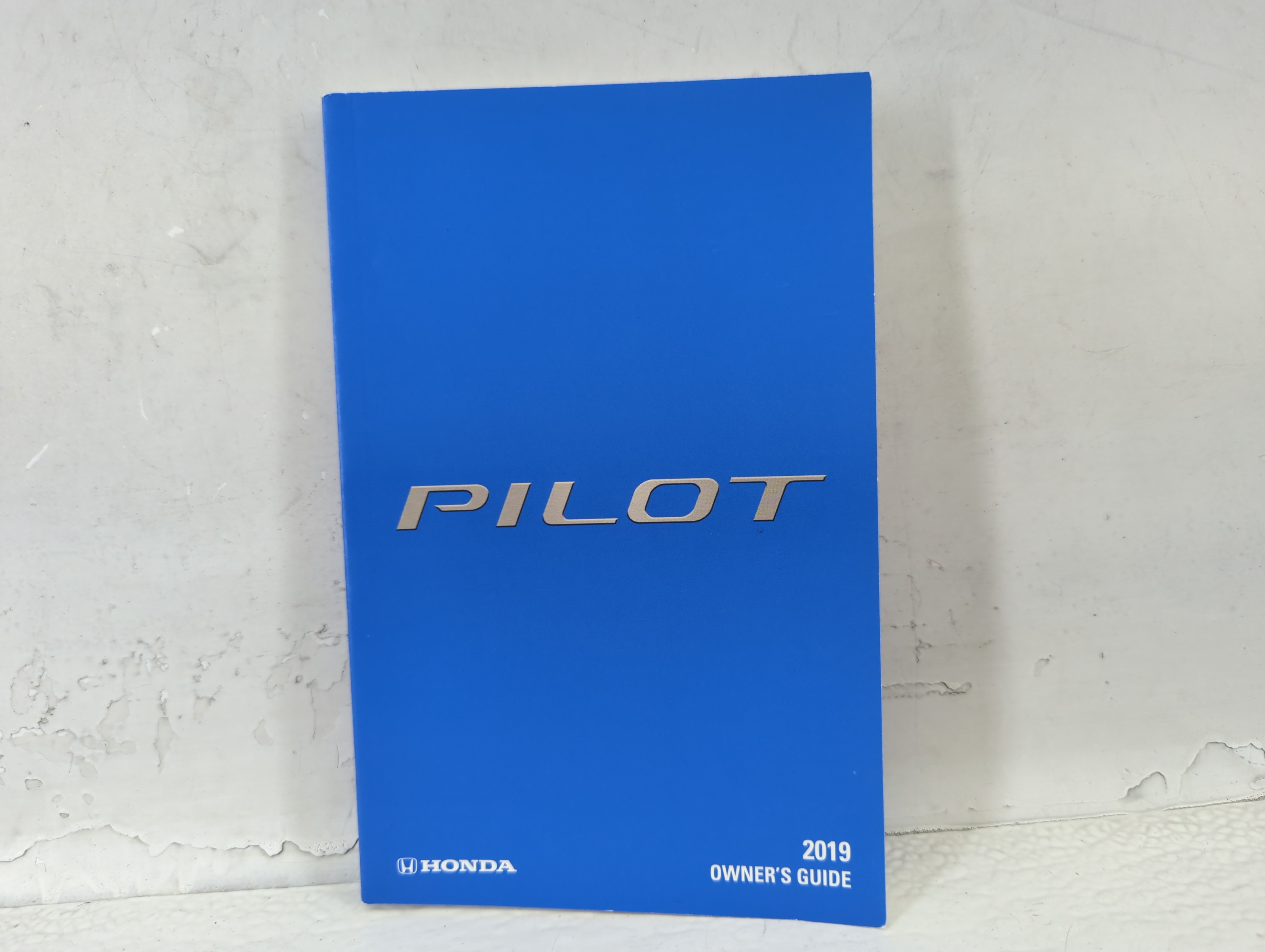Picture of 2019 Honda Pilot Owners Manual Book Guide 692700
