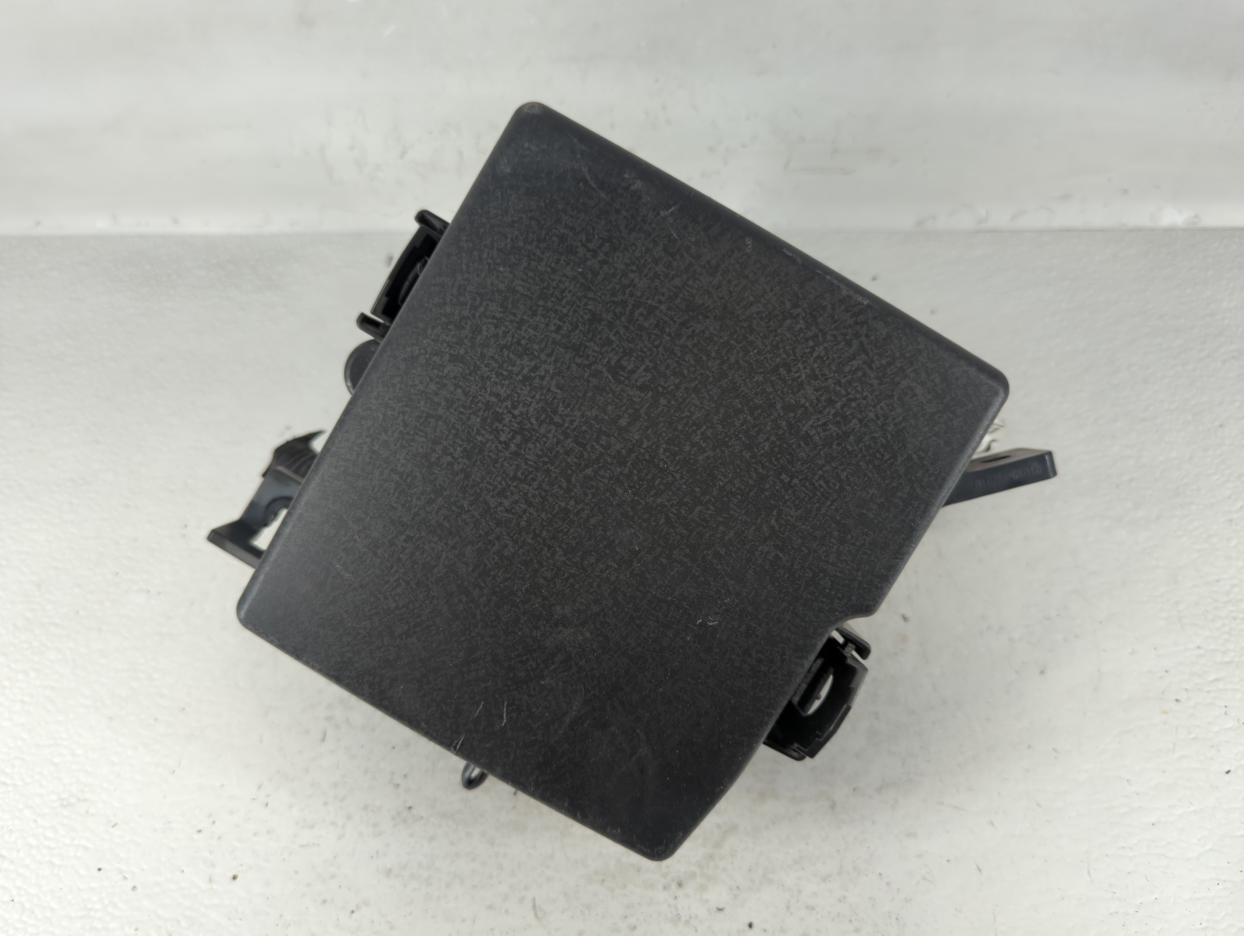 2014 Hyundai Santa Fe Fusebox Fuse Box Relay Module 91941-4z011qqh 692973 - Oemusedautoparts1.com