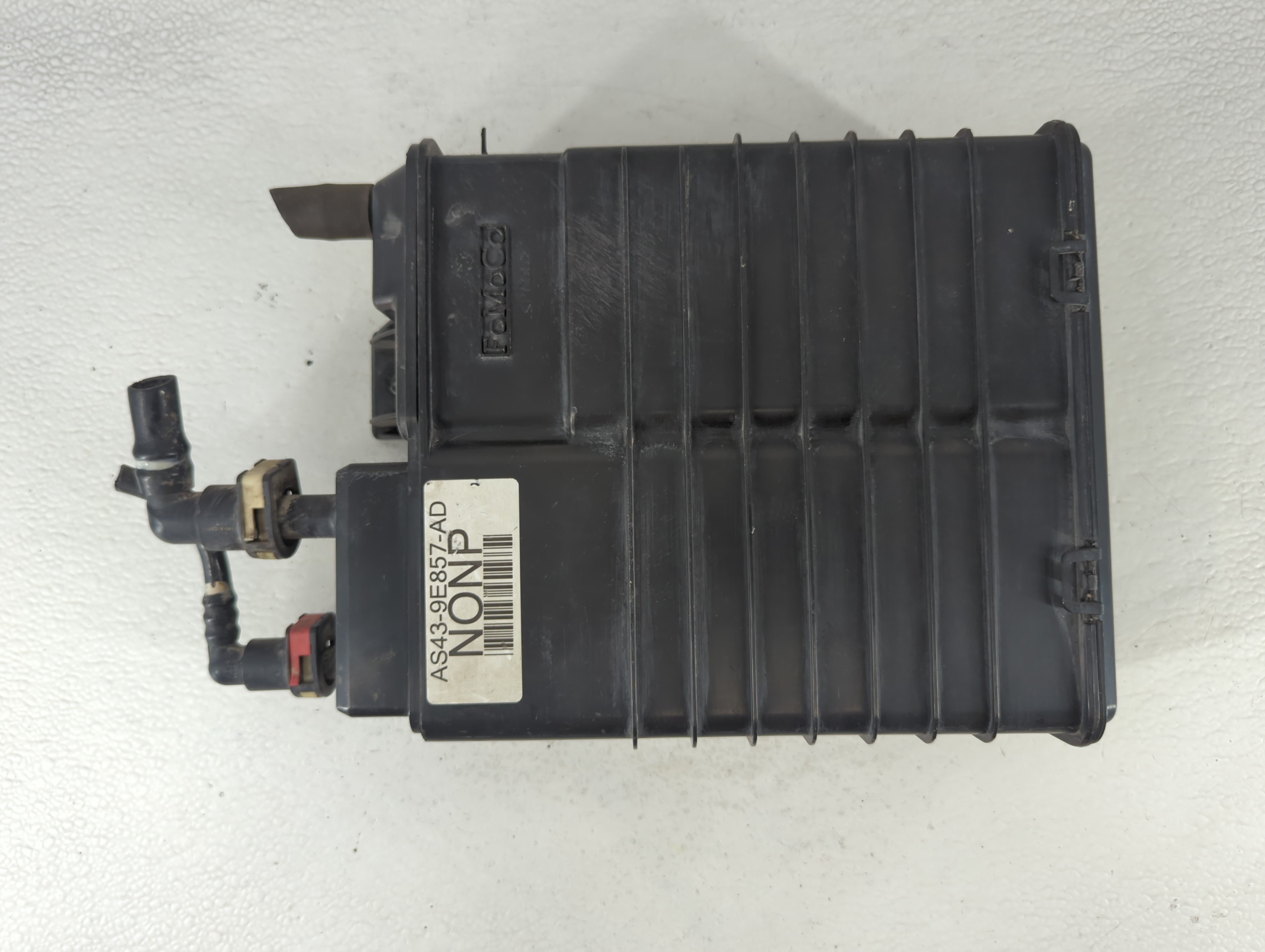 2014 Ford Focus Fuel Vapor Charcoal Canister 693305 - Oemusedautoparts1.com