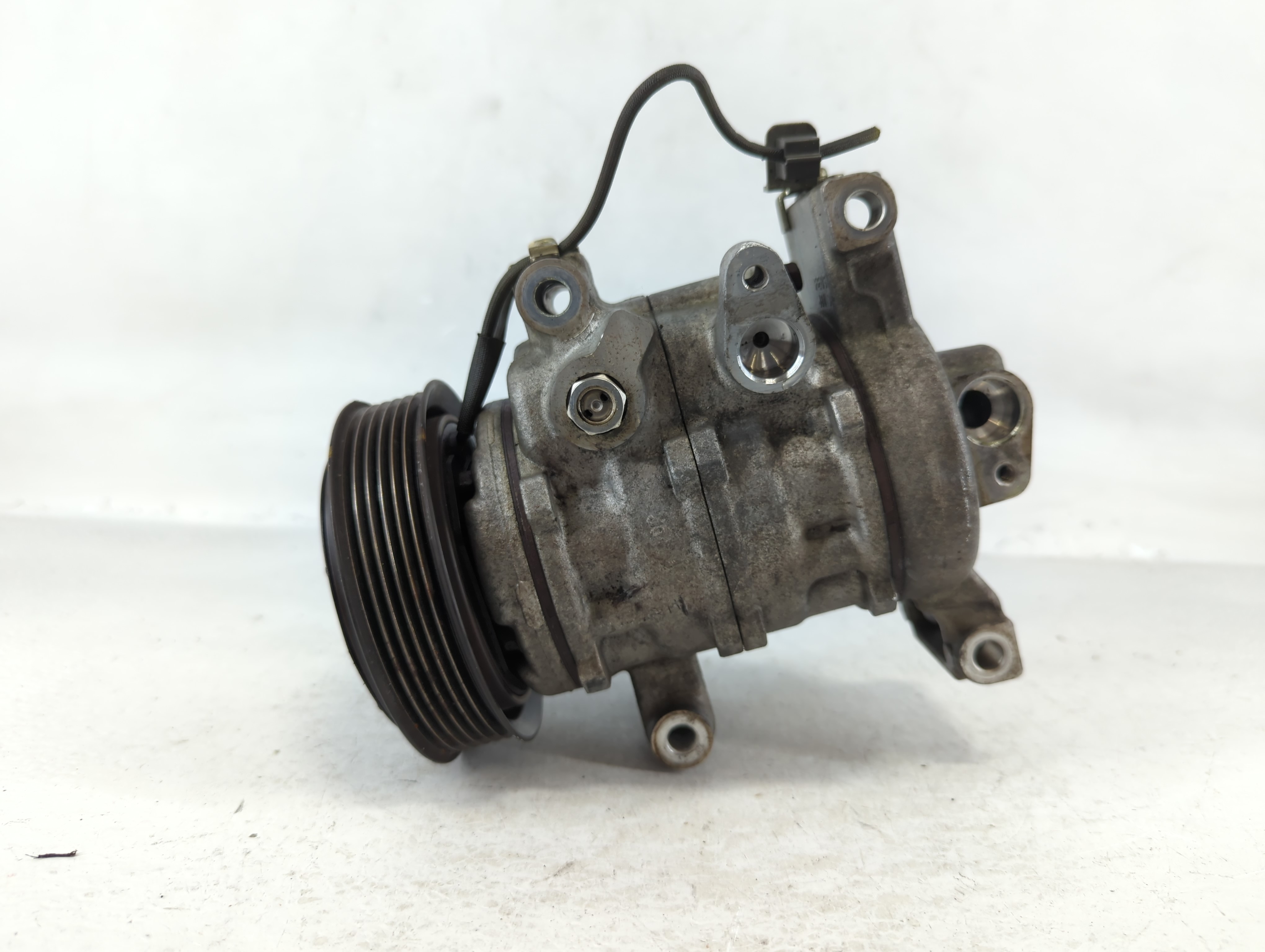 Picture of 2018-2020 Honda Fit Air Conditioning A/c Ac Compressor Oem 693553
