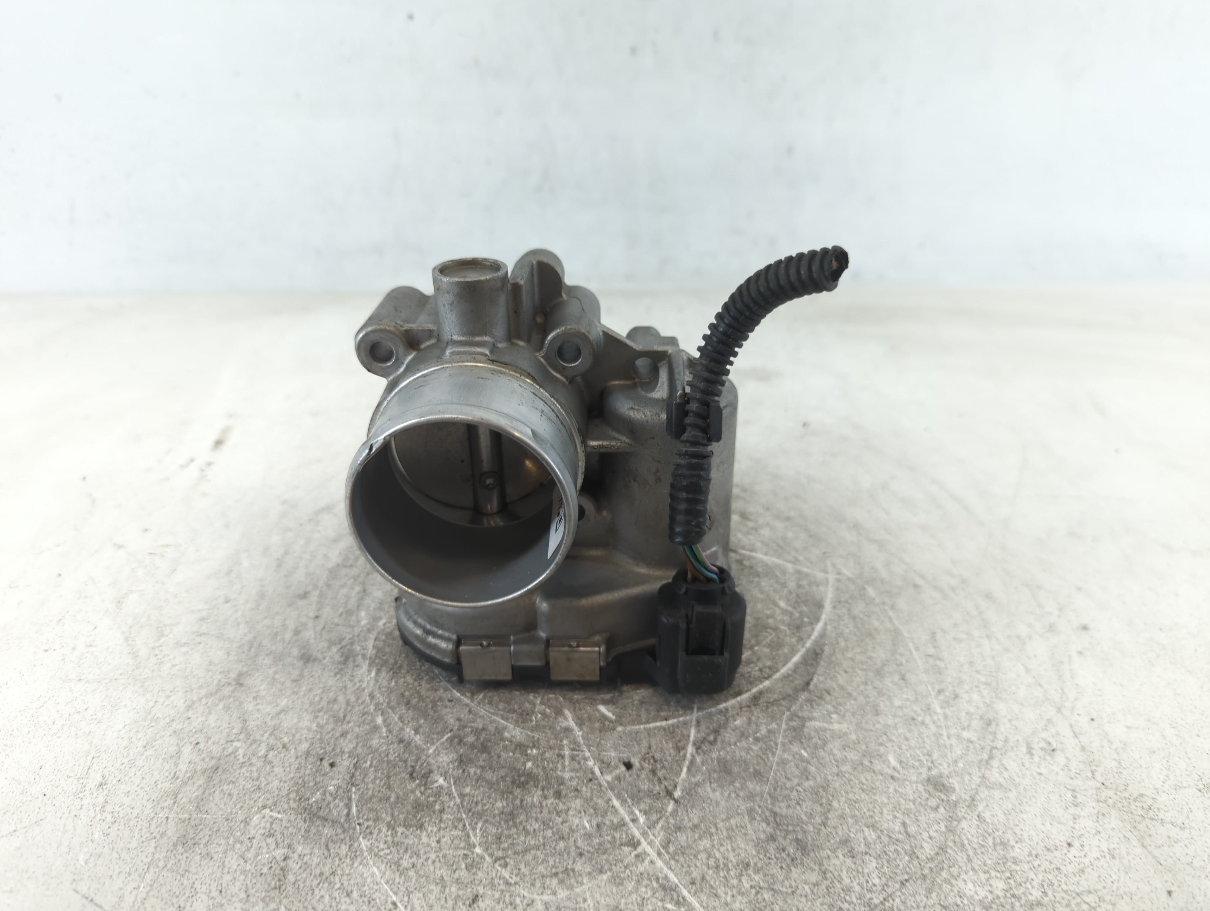 2013-2016 Ford Escape Throttle Body 694458 - Oemusedautoparts1.com