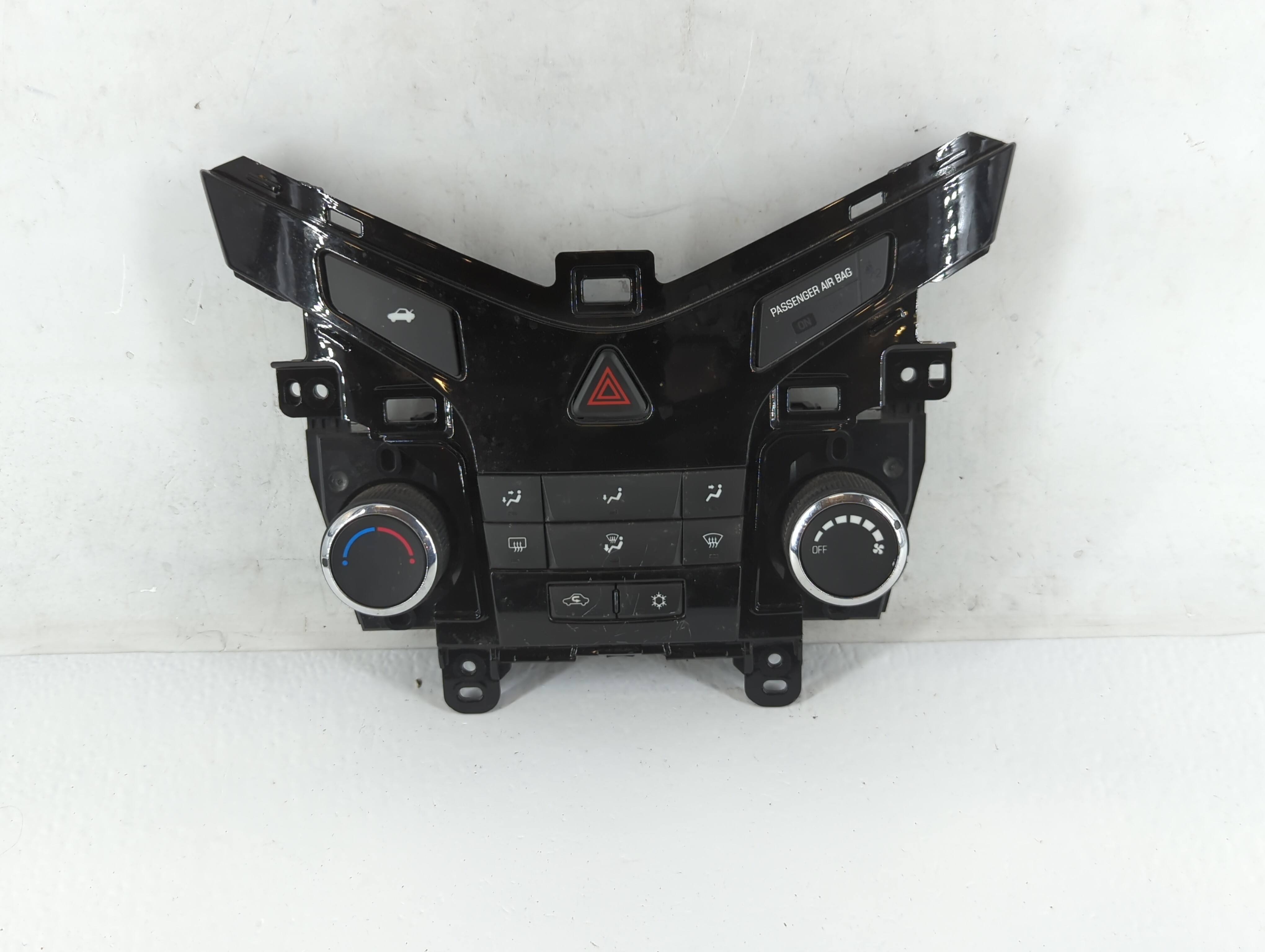 Picture of 2012-2016 Chevrolet Cruze Ac Heater Climate Control 95146207 694833