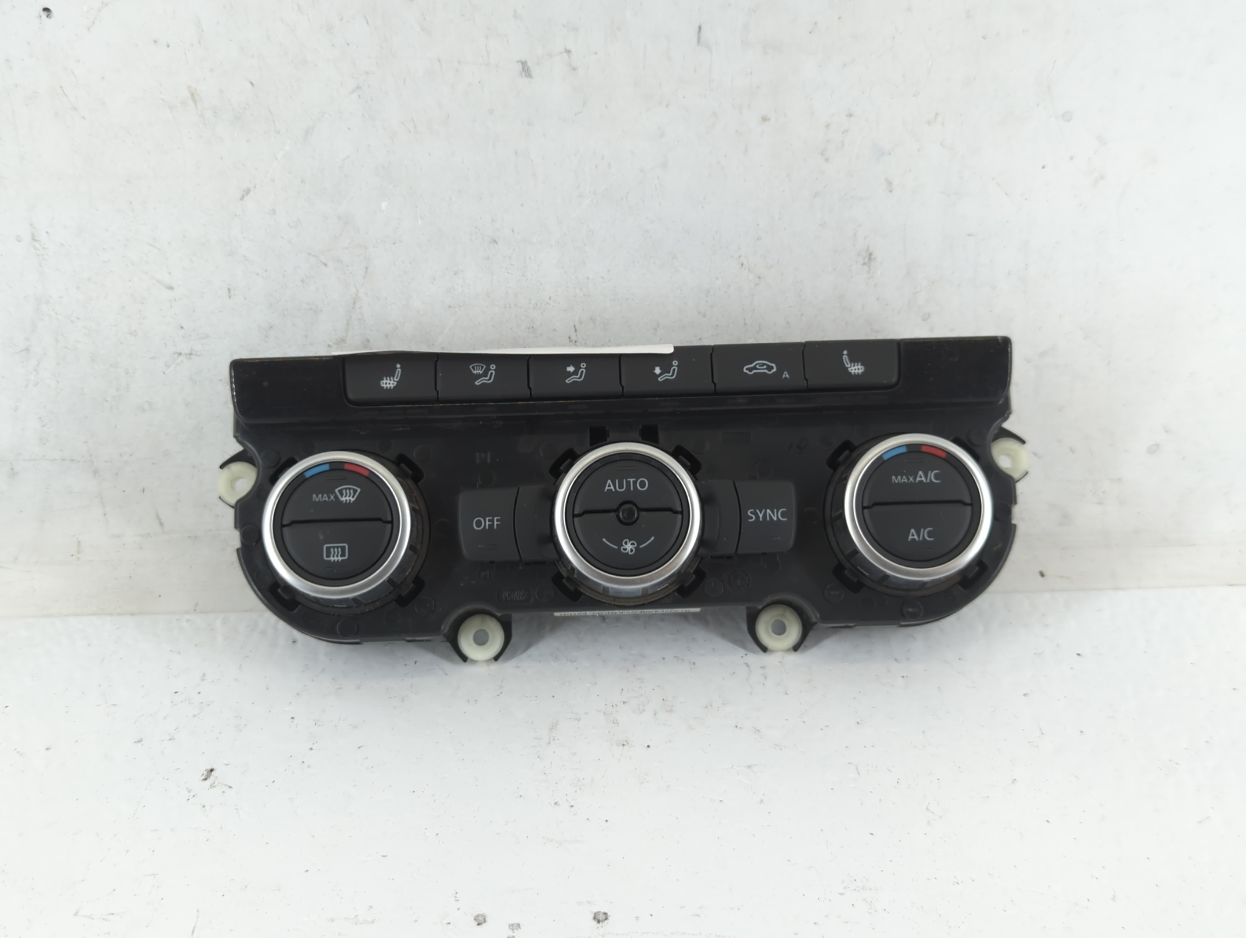2013-2014 Volkswagen Cc Ac Heater Climate Control 3aa90704an 694876 - Oemusedautoparts1.com