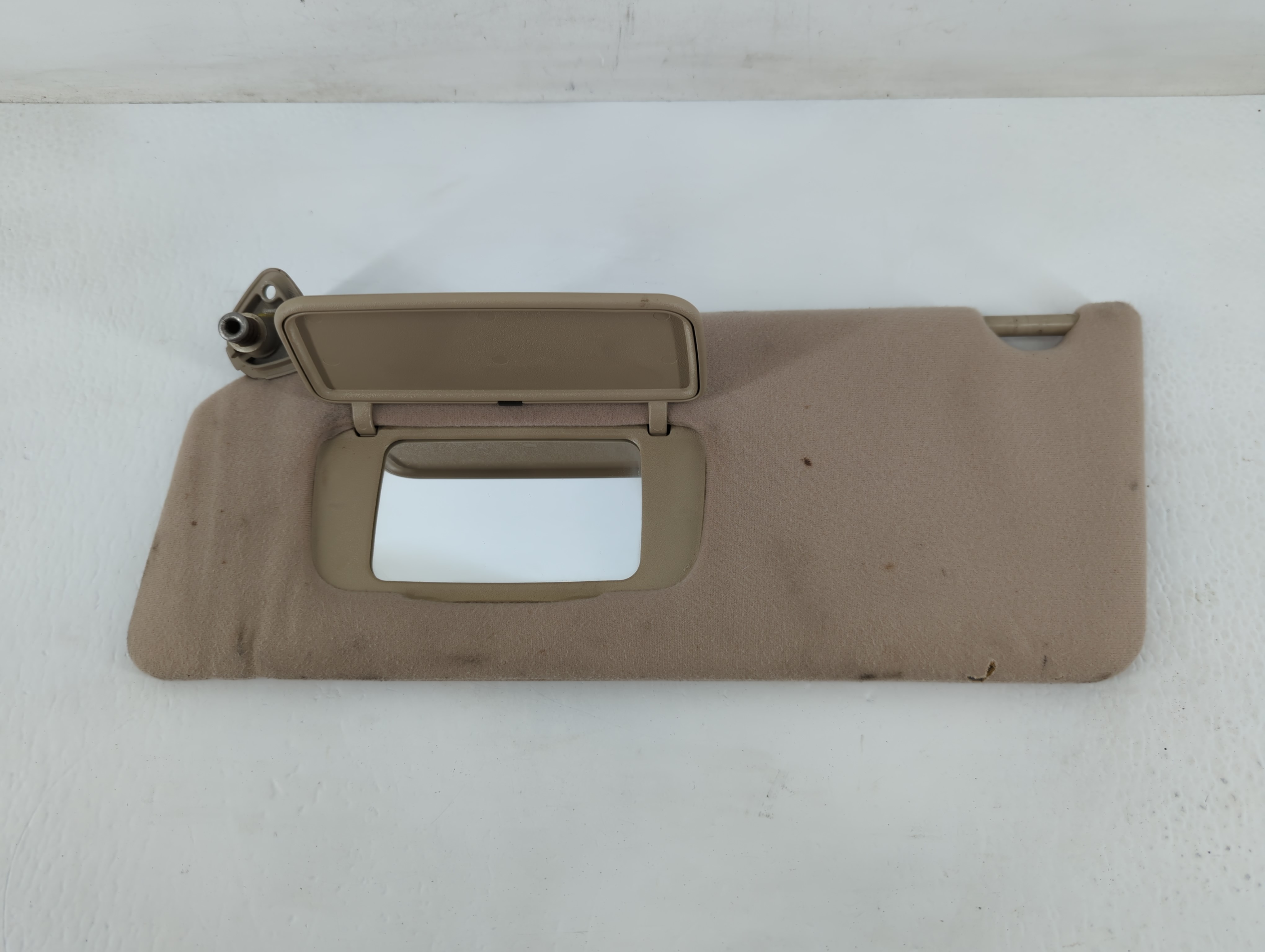 Picture of 2002-2006 Toyota Camry Driver Sun Visor Mirror Left Sunvisor Beige 695136