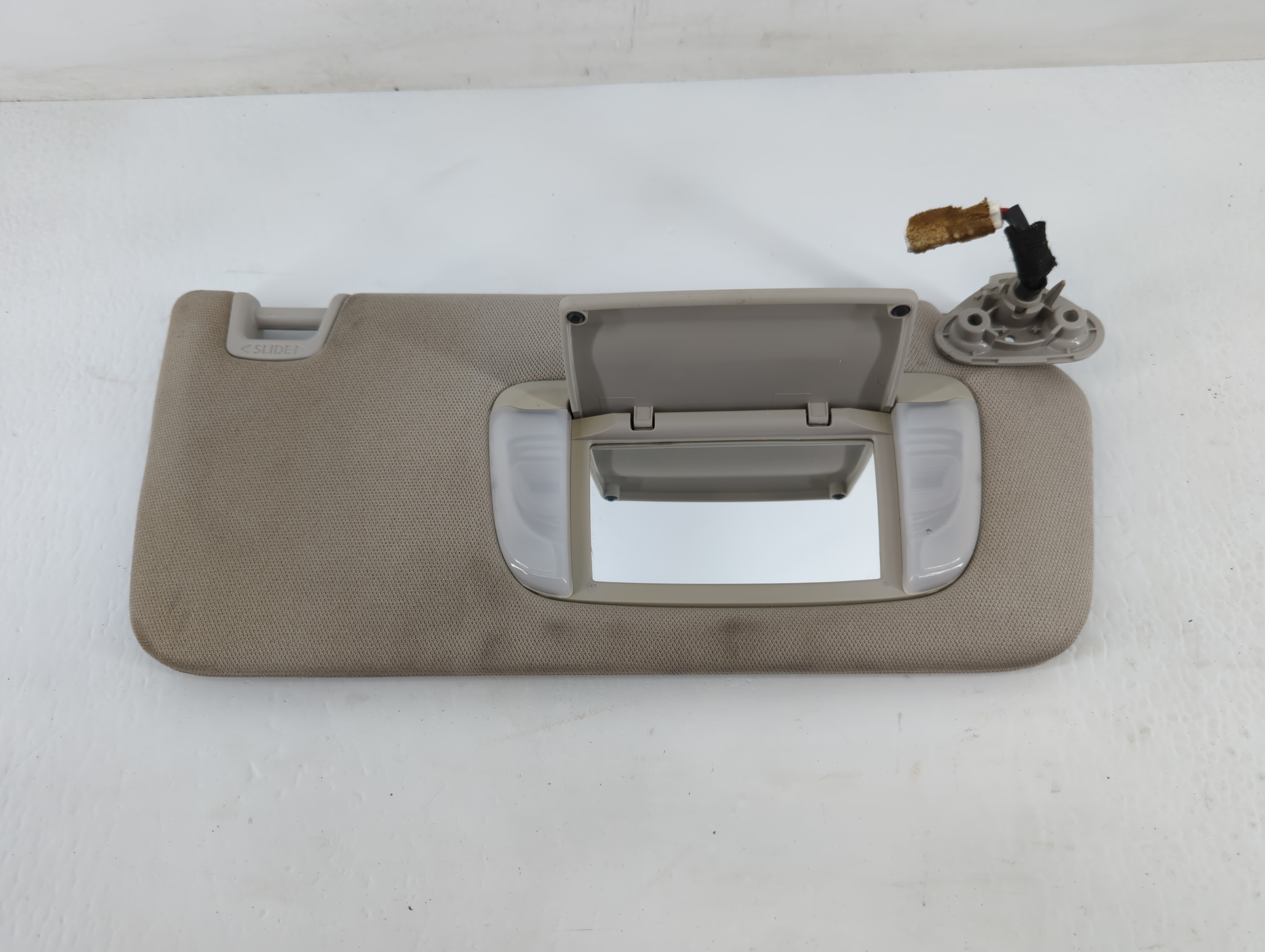 Picture of 2015-2022 Subaru Legacy Passenger Sun Visor Mirror Right Sunvisor 695831