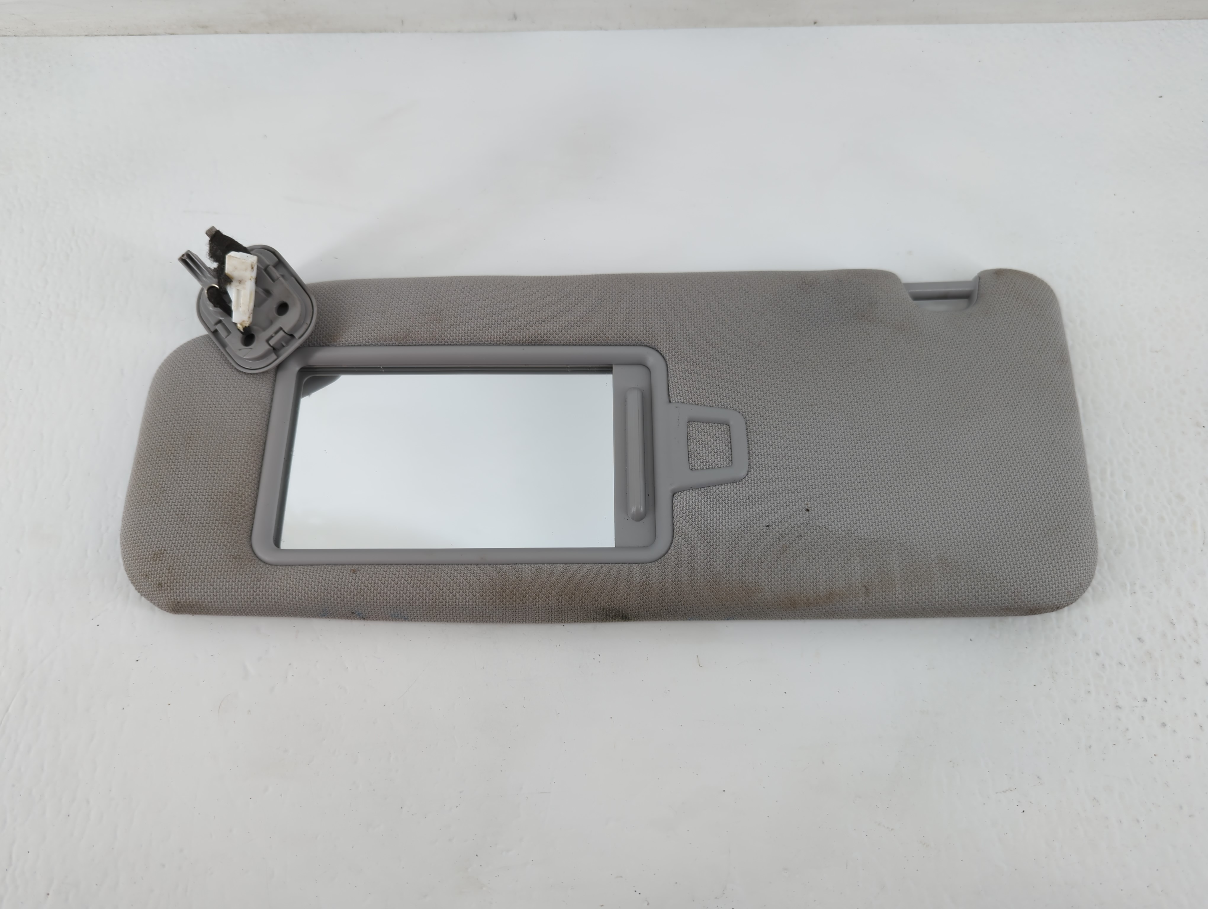 Picture of 2015-2019 Hyundai Sonata Driver Sun Visor Mirror Left Sunvisor Grey 695897