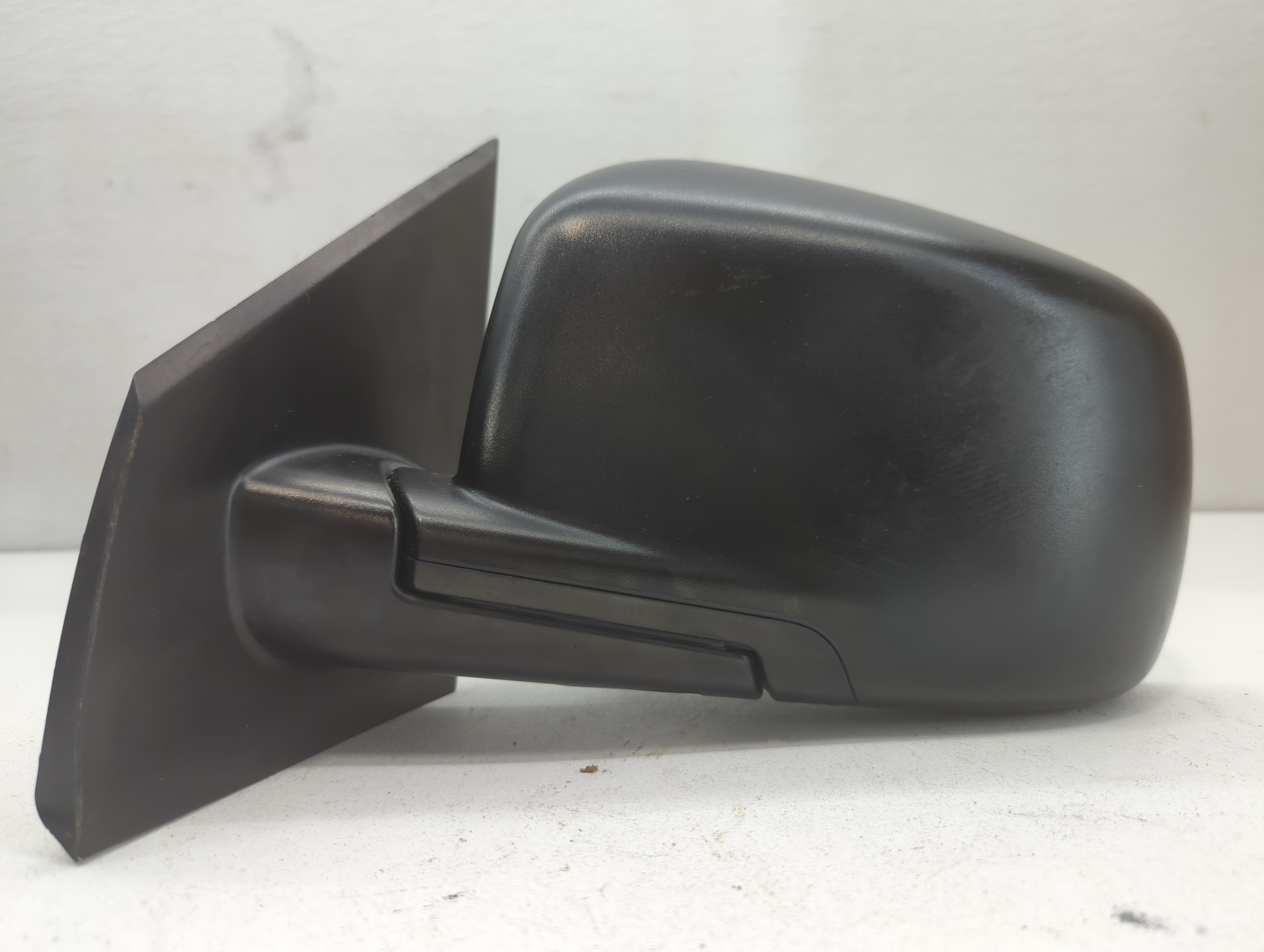 Picture of 2014 Dodge Journey Driver Left Side View Power Door Mirror Black 696102