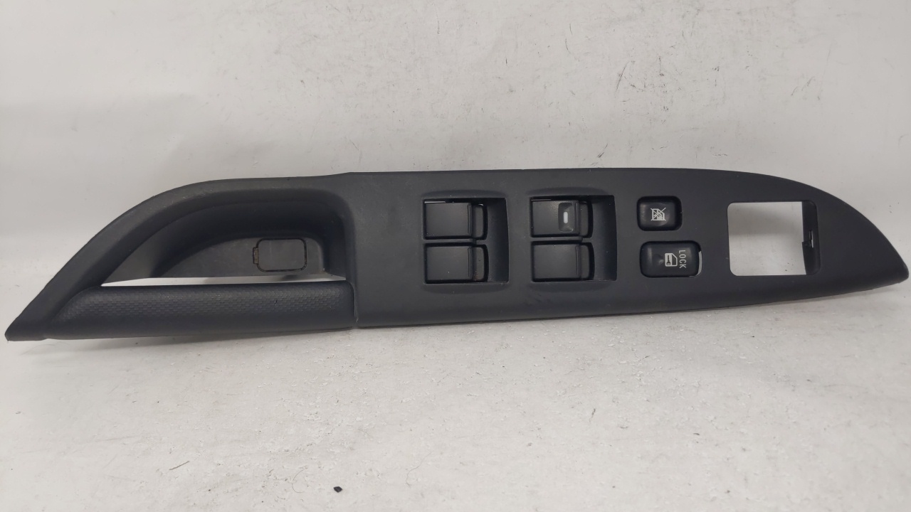 2011 Oldsmobile Bravada Driver Left Door Master Power Window Switch 69652 - Oemusedautoparts1.com