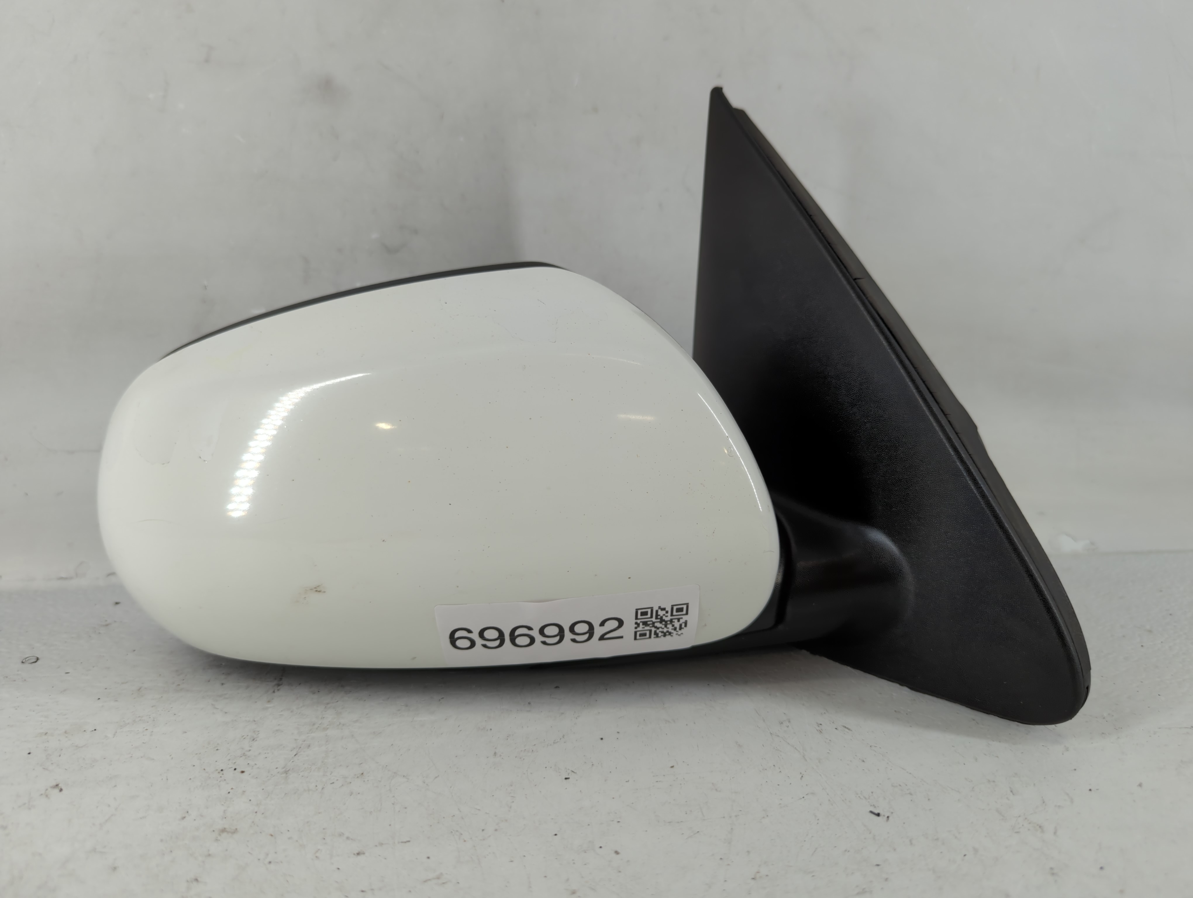 2010-2013 Kia Forte Passenger Right Side View Power Door Mirror White 696992 - Oemusedautoparts1.com