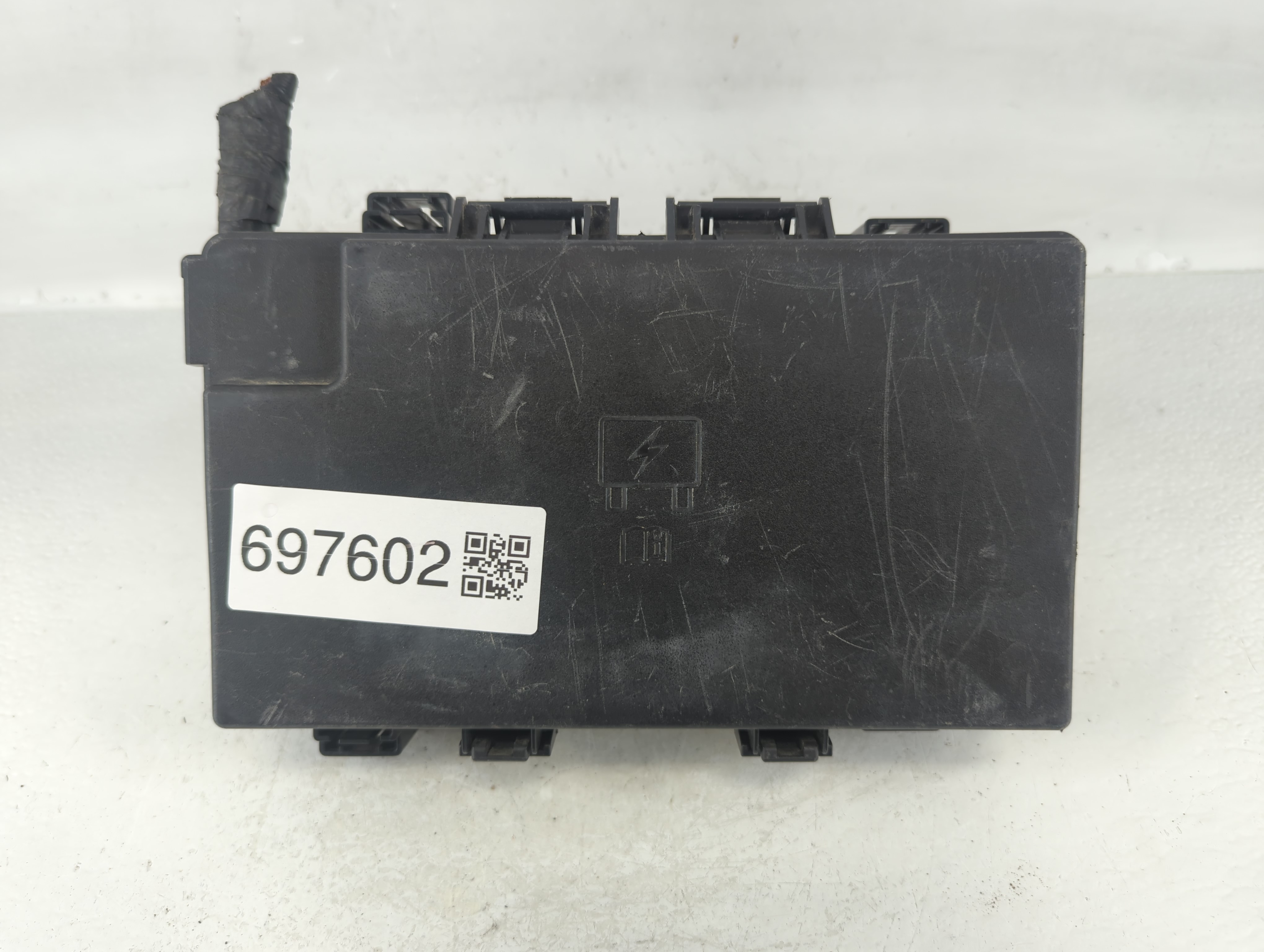 2019 Jeep Grand Cherokee Fusebox Fuse Box Relay Module P68425203ab 697602 - Oemusedautoparts1.com