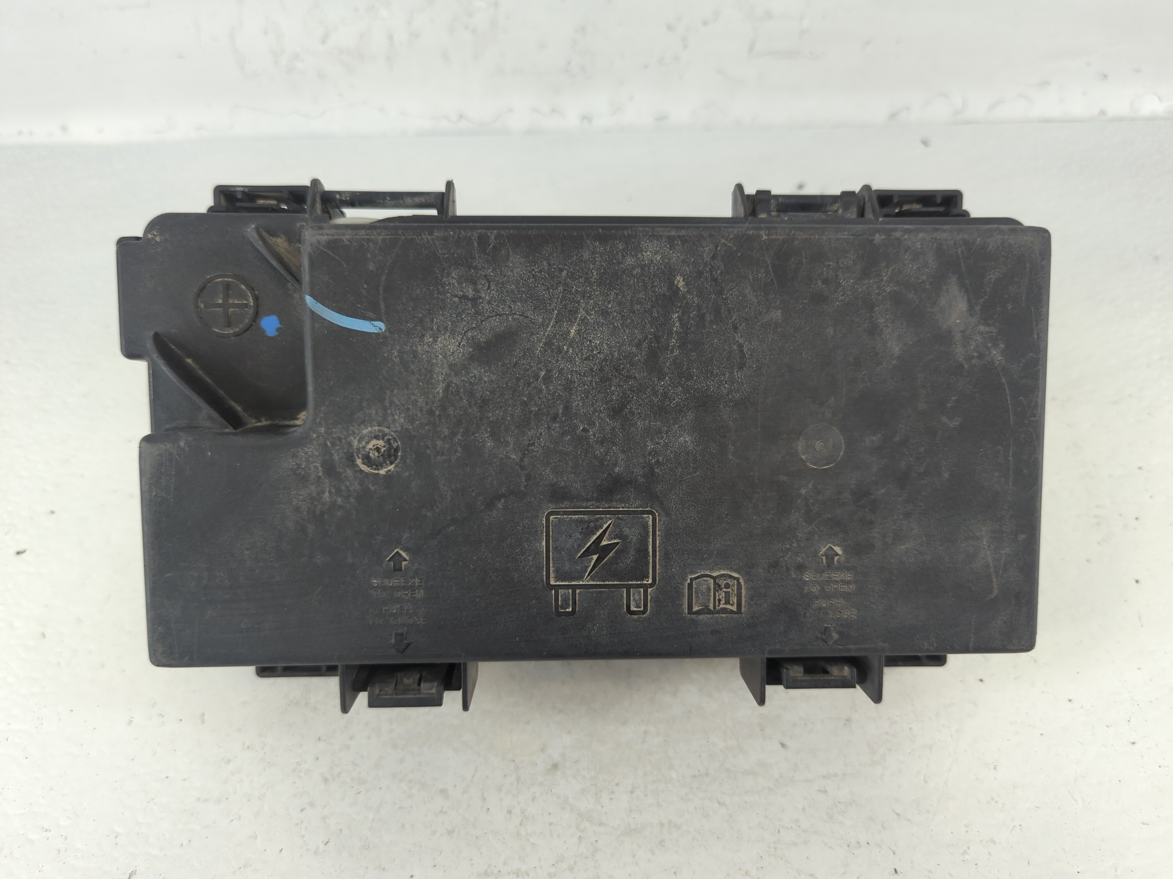 Dodge Caravan Fusebox Fuse Box Relay Module Tipm Rt239212g7 698042 - Oemusedautoparts1.com