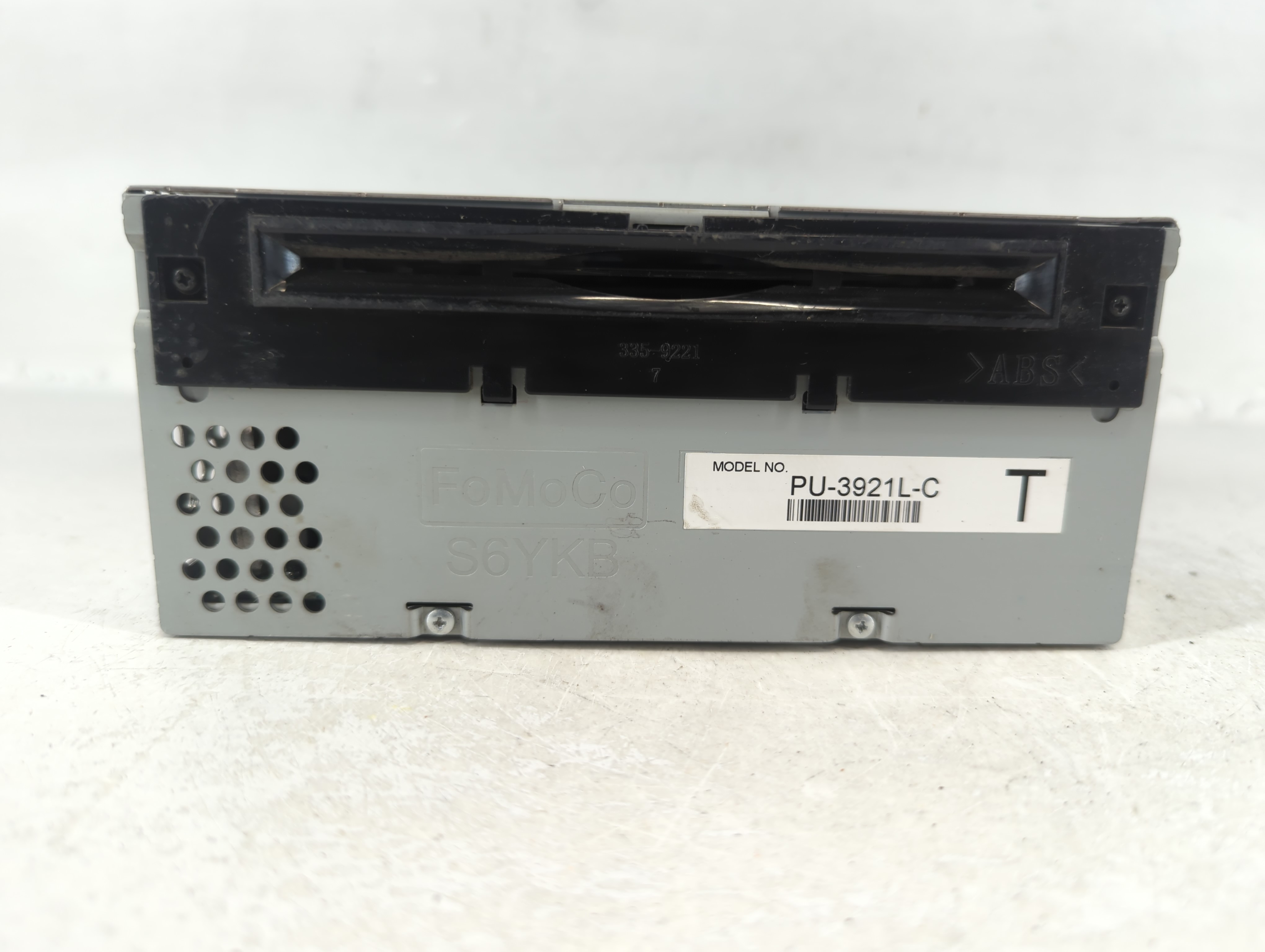 2017 Ford Explorer Am Fm Cd Player Radio Receiver 698110 - Oemusedautoparts1.com