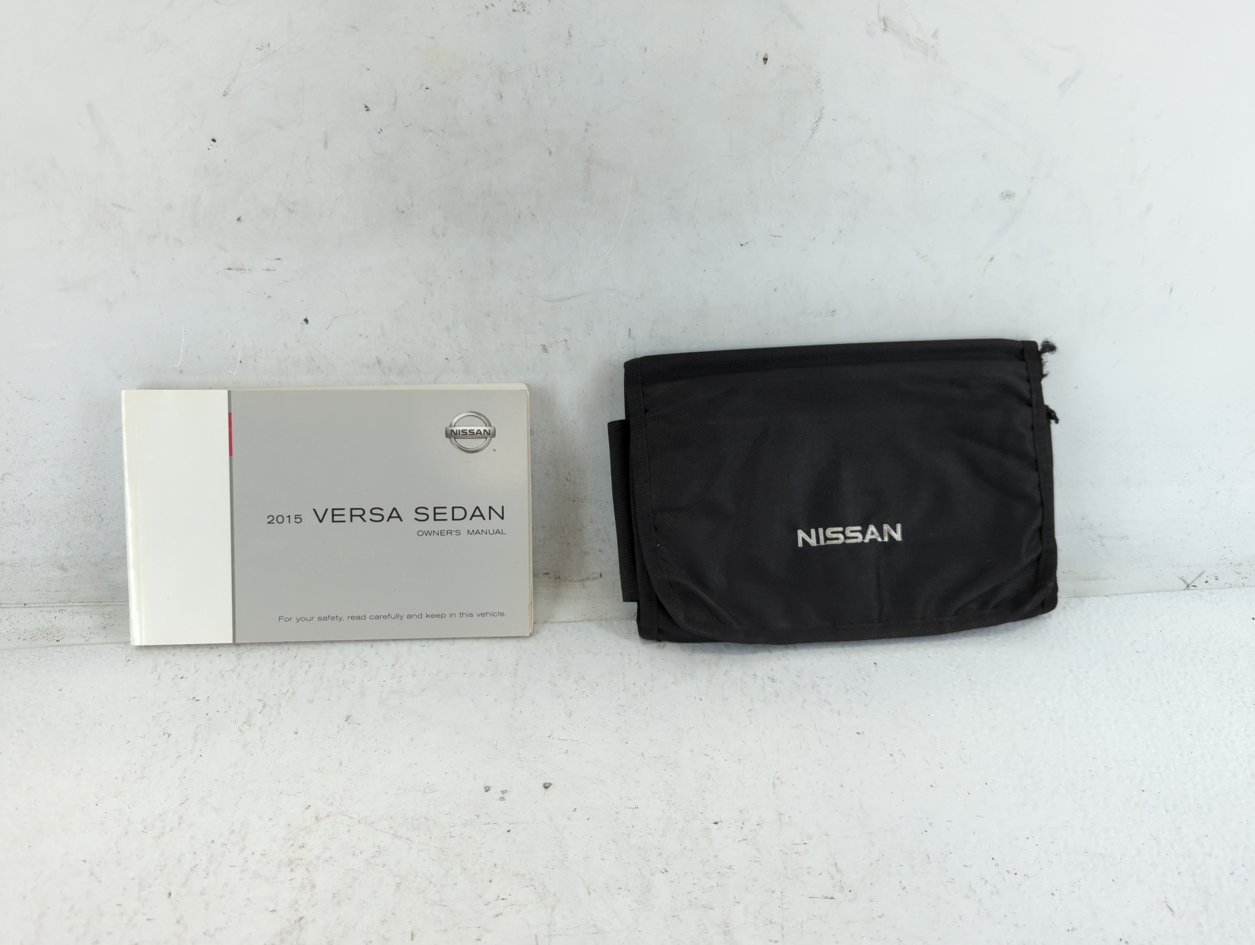 Picture of 2015 Nissan Versa Owners Manual Book Guide 698514