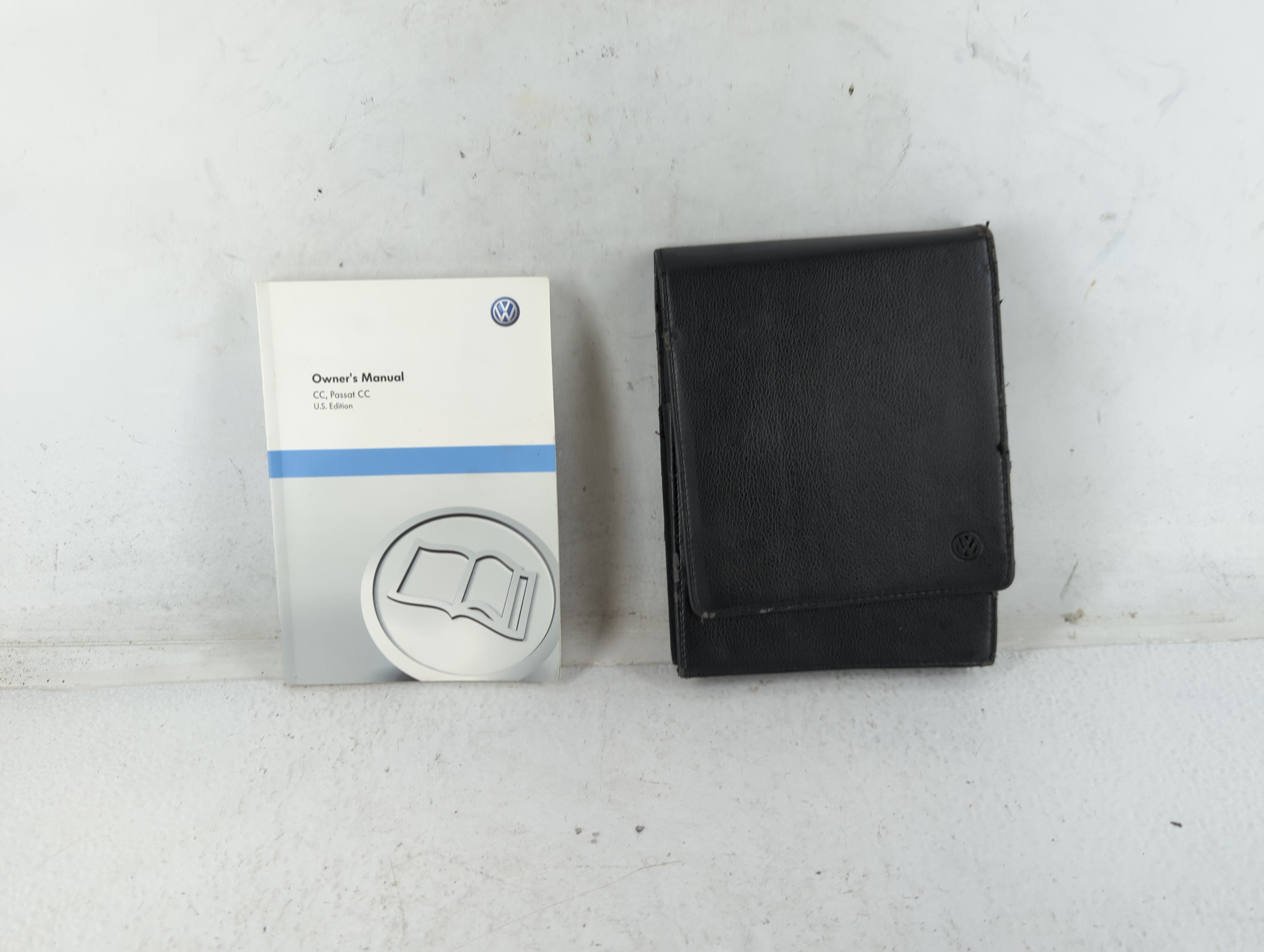 2010 Volkswagen Passat Owners Manual Book Guide 698517 - Oemusedautoparts1.com