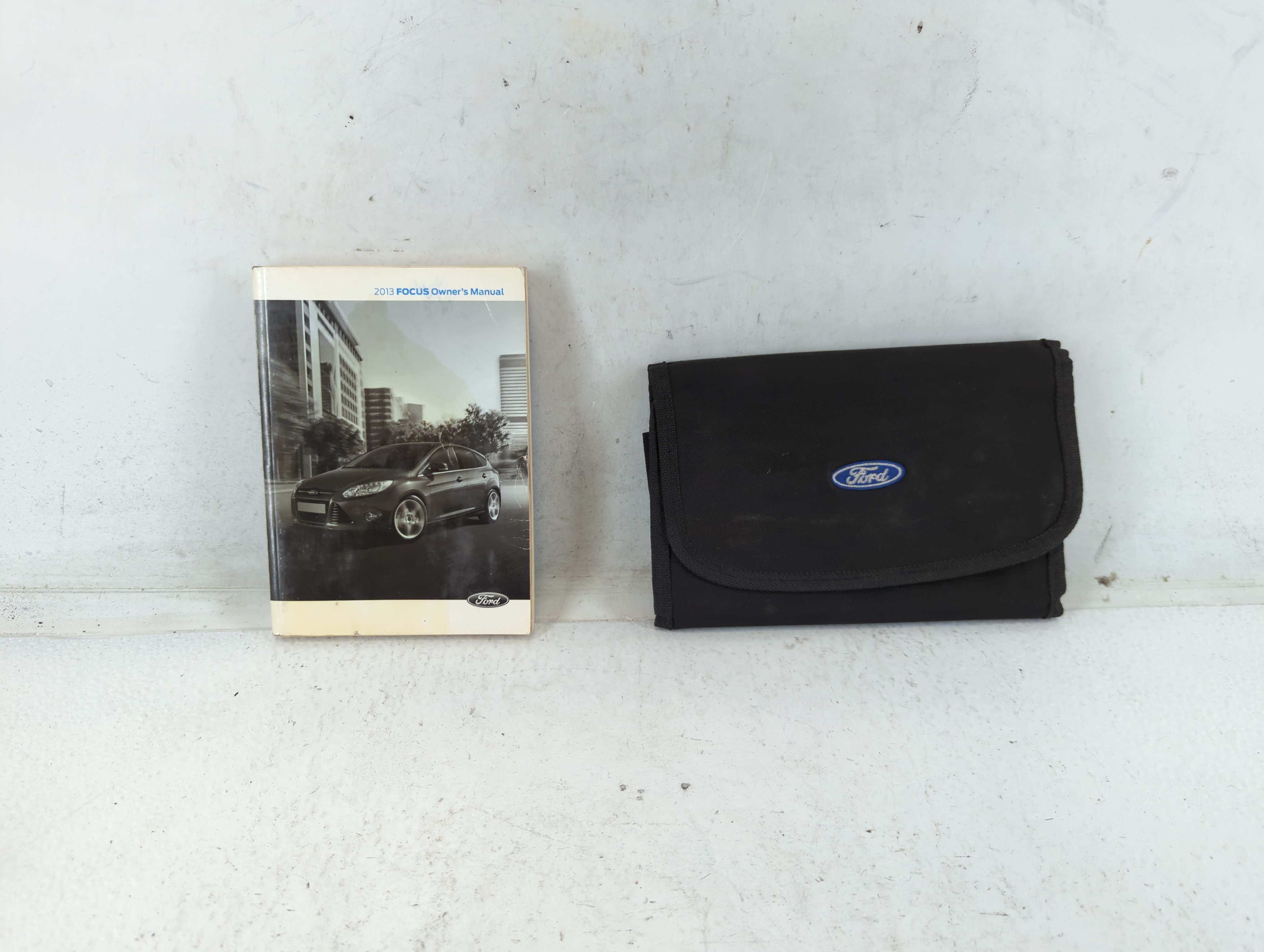 2013 Ford Focus Owners Manual Book Guide 698656 - Oemusedautoparts1.com