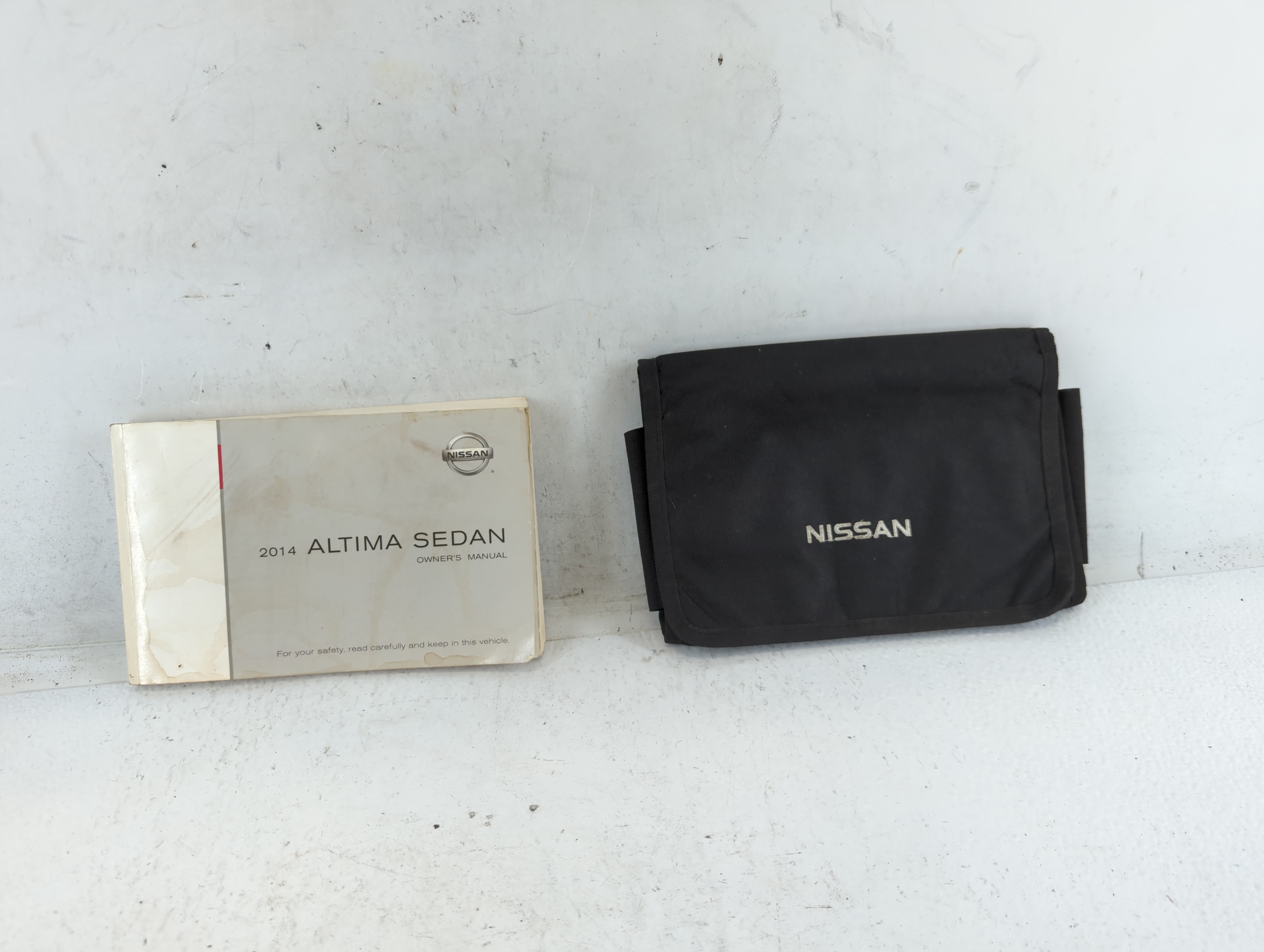 2014 Nissan Altima Owners Manual Book Guide 698665 - Oemusedautoparts1.com