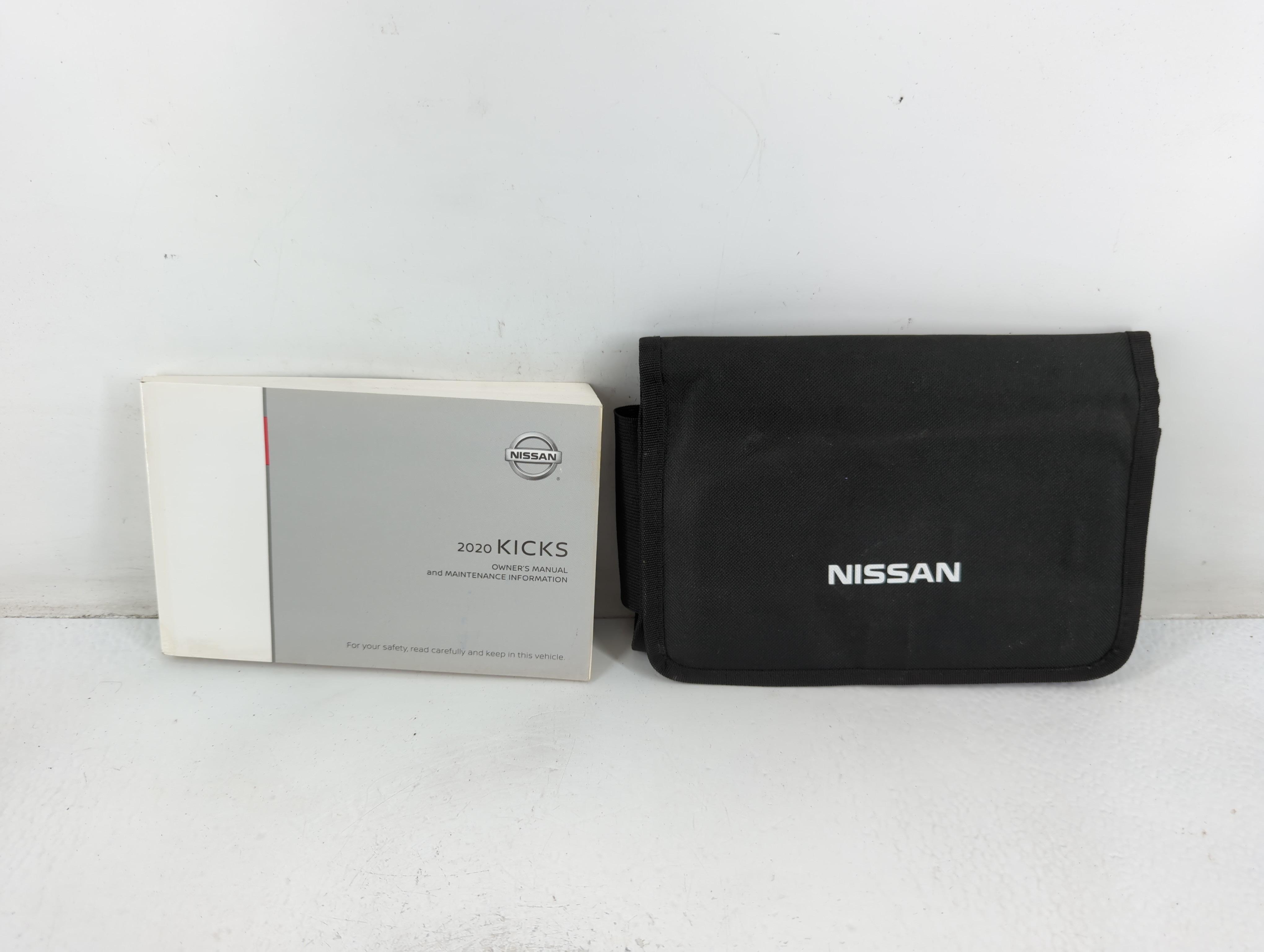 2020 Nissan Kicks Owners Manual Book Guide 698851 - Oemusedautoparts1.com