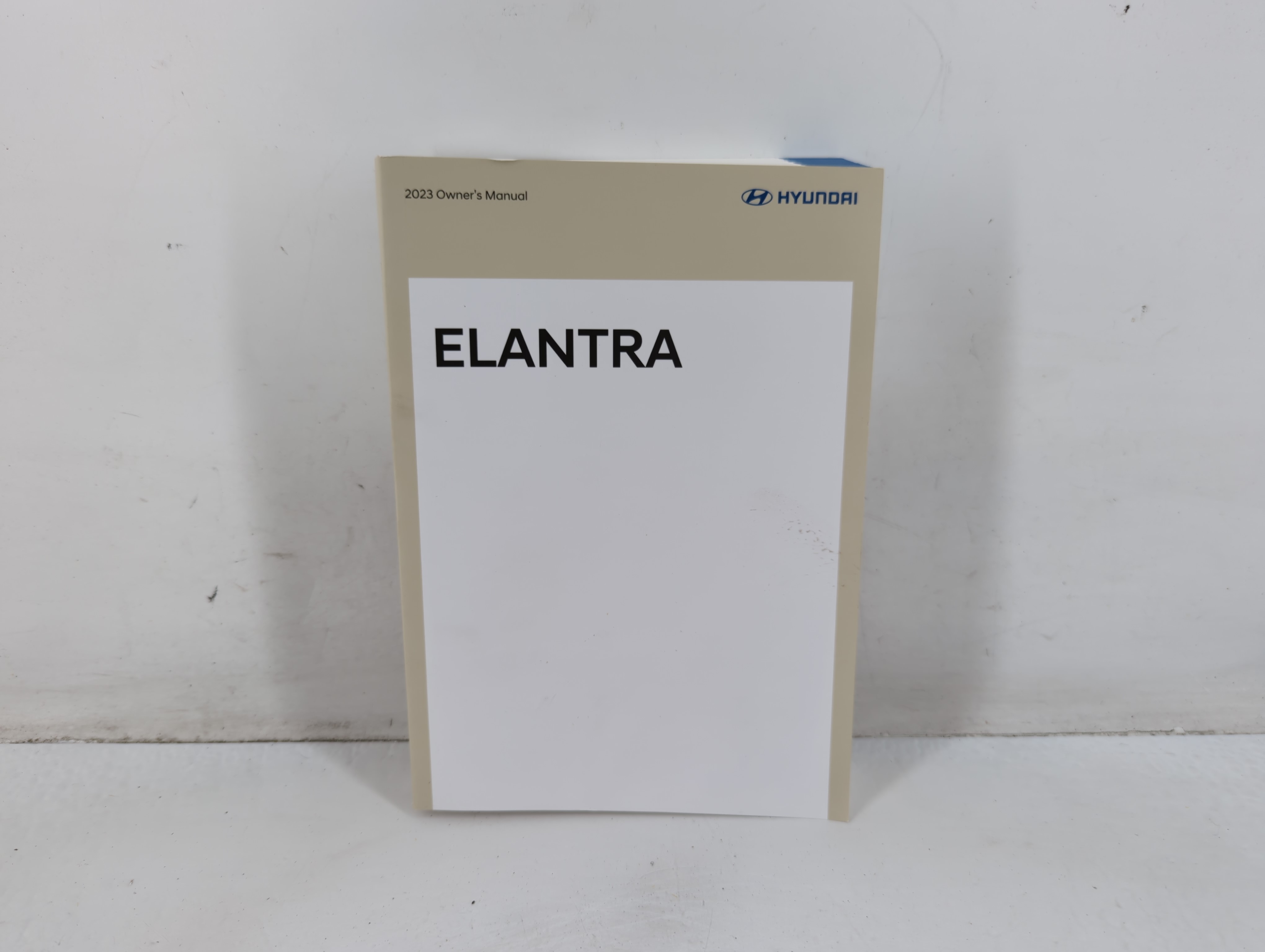 2023 Hyundai Elantra Owners Manual Book Guide 698873 - Oemusedautoparts1.com