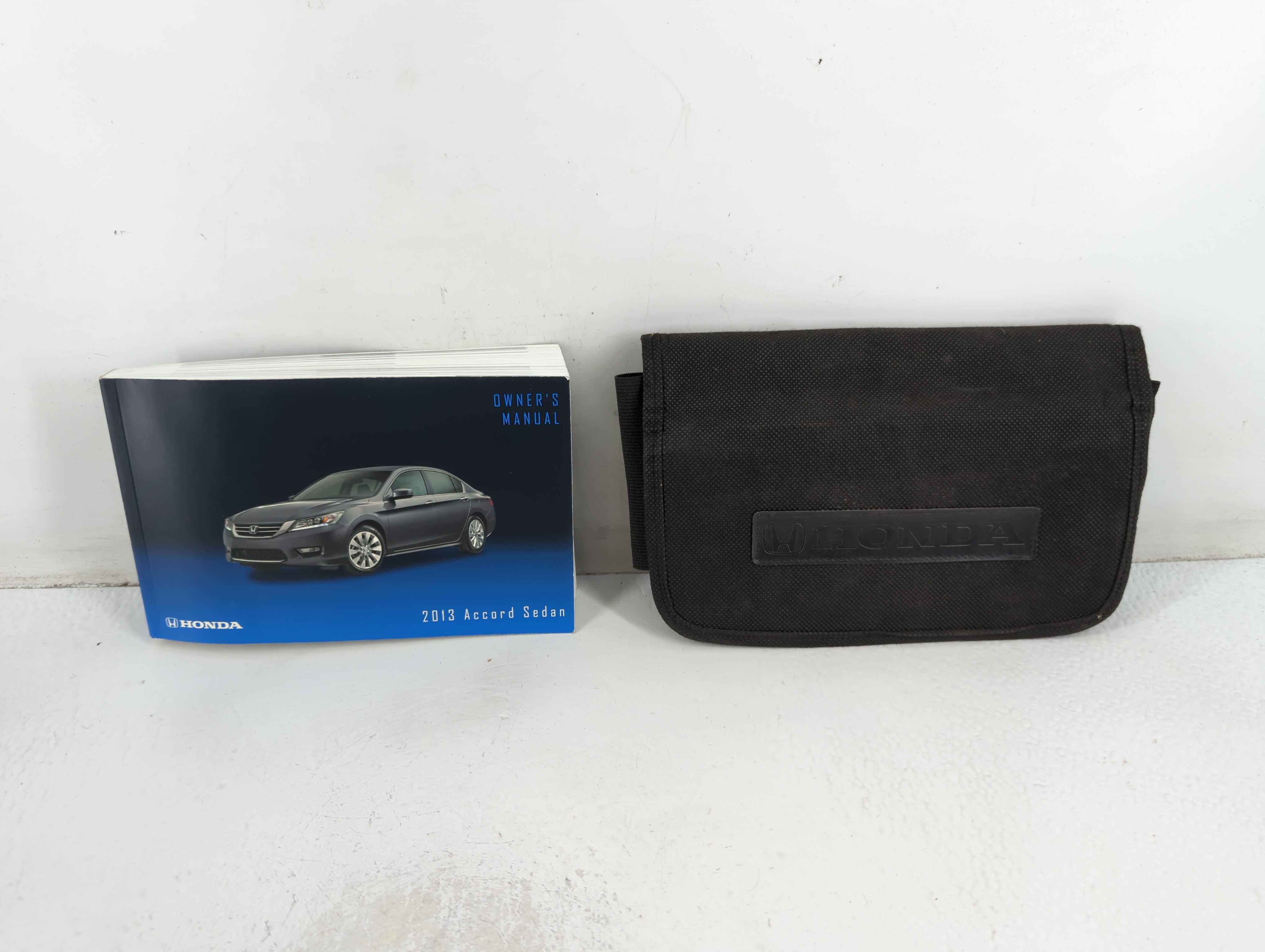 2013 Honda Accord Owners Manual Book Guide 698885 - Oemusedautoparts1.com