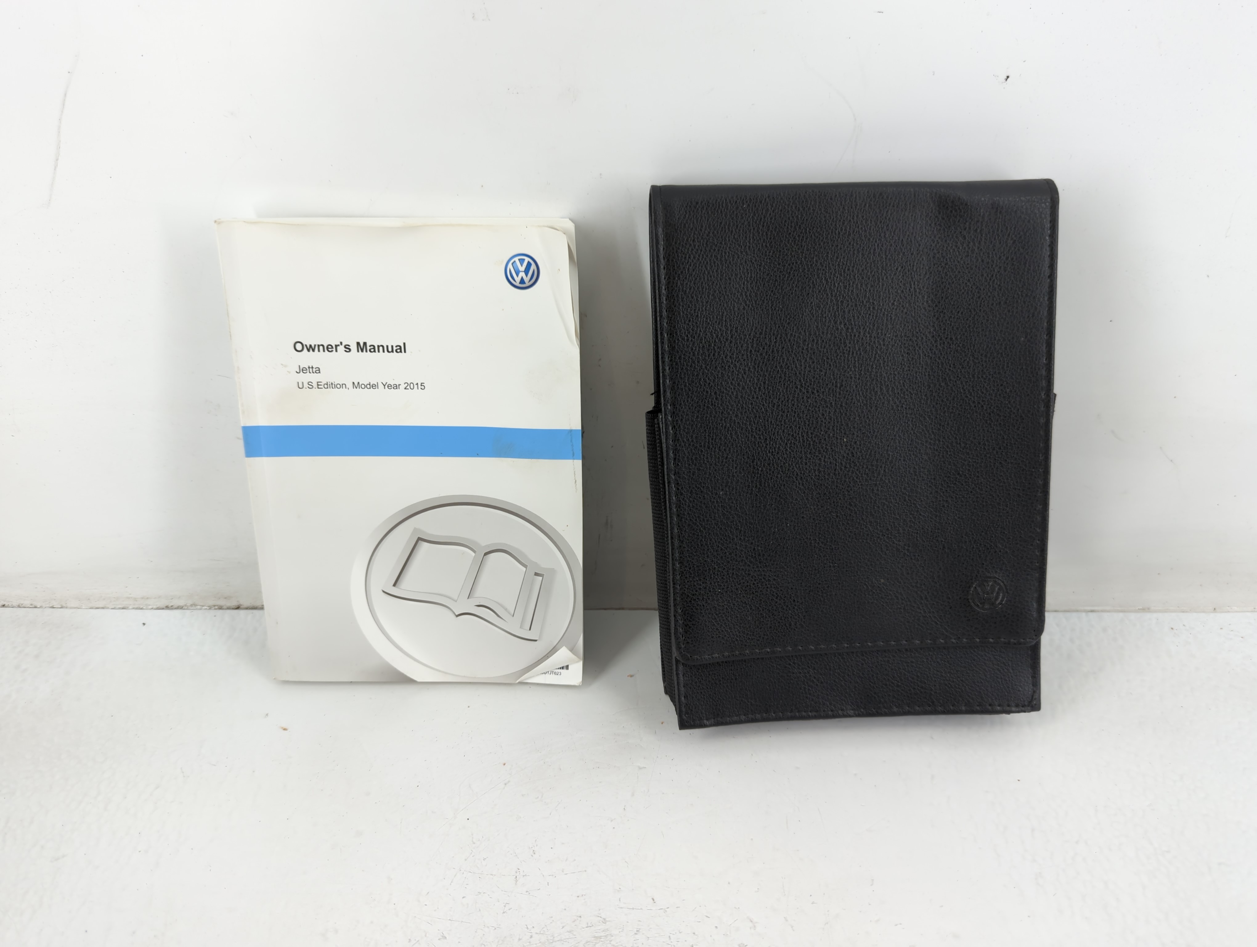 Picture of 2015 Volkswagen Jetta Owners Manual Book Guide 699447