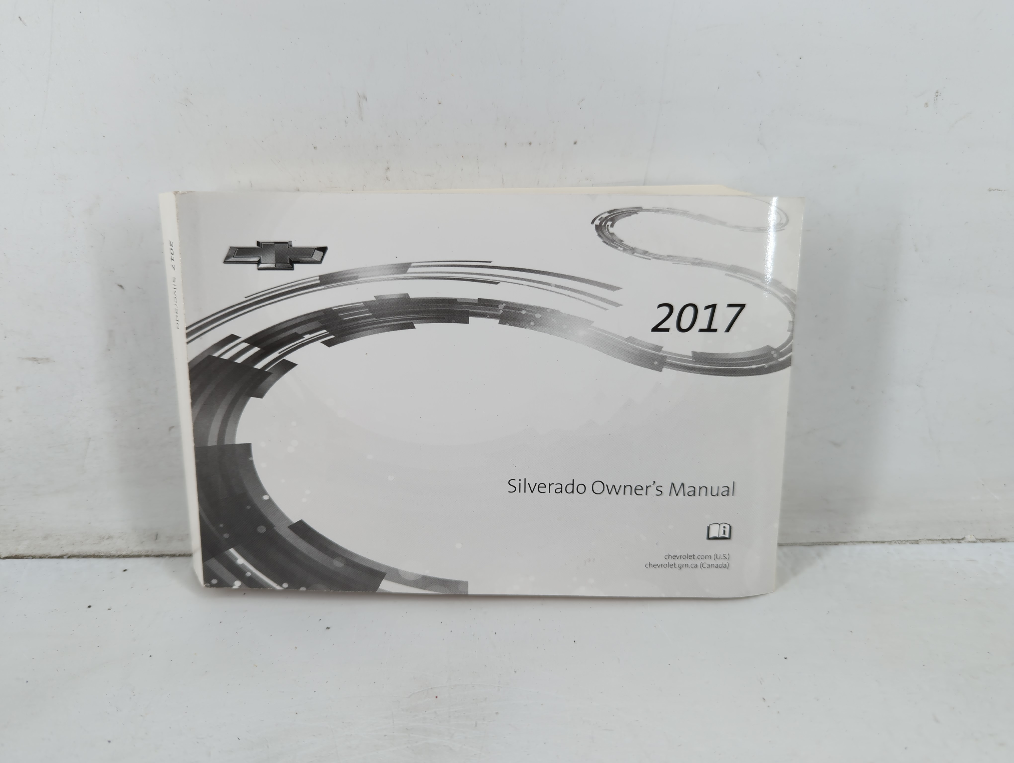 2017 Chevrolet Silverado 1500 Owners Manual Book Guide 699454 - Oemusedautoparts1.com