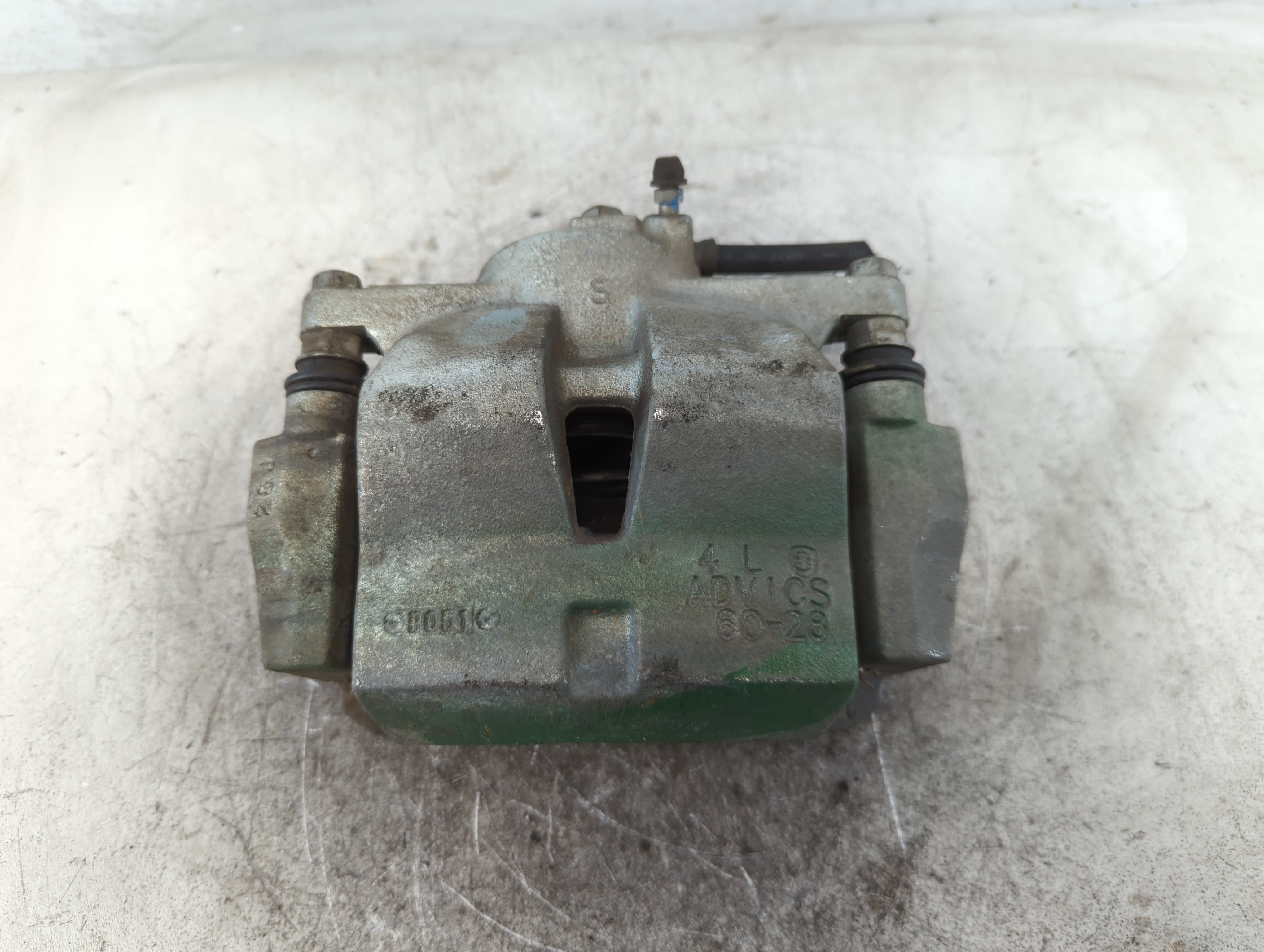 Picture of 2018-2022 Toyota Camry Front Driver Left Brake Caliper 699631