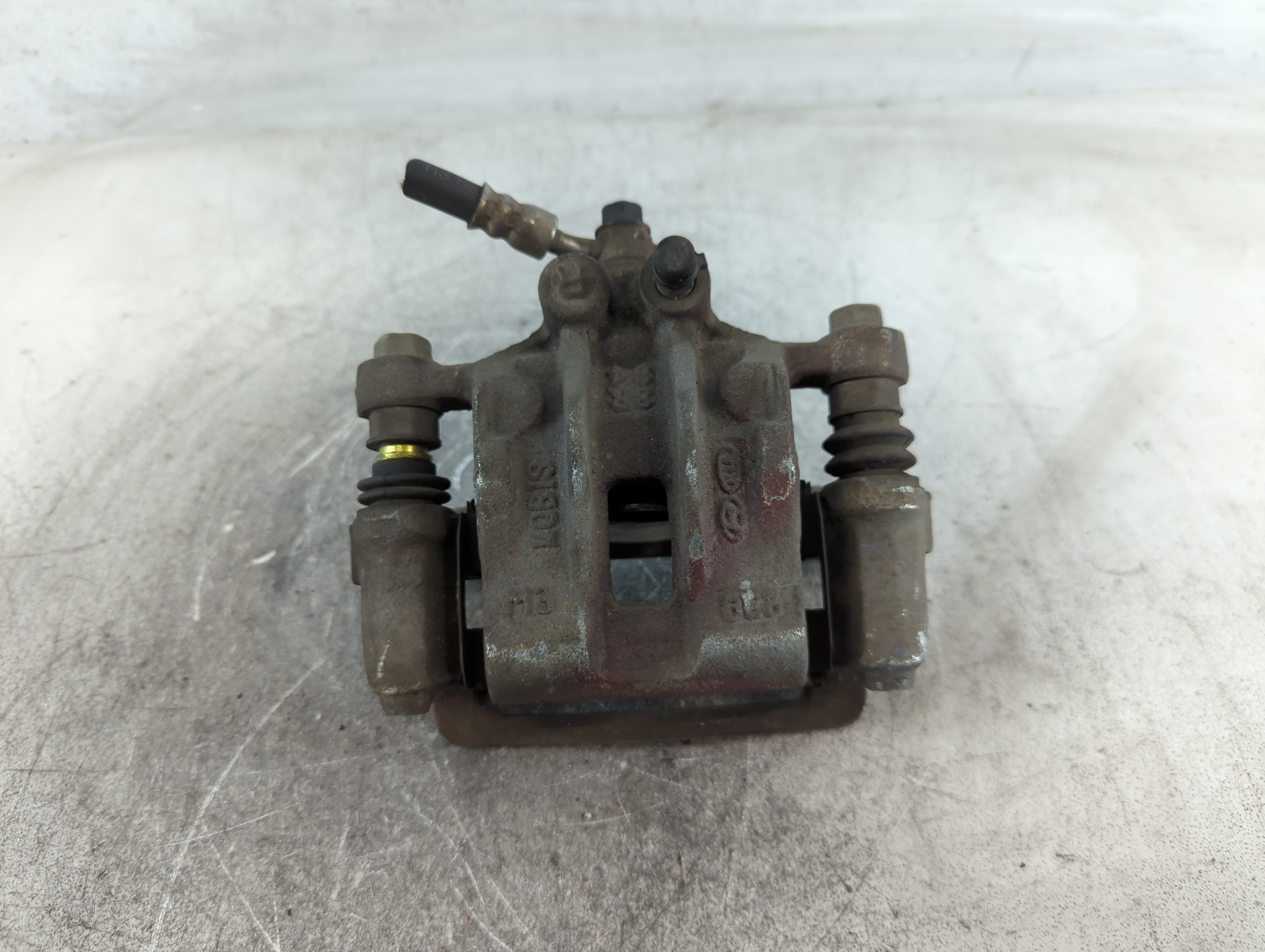 Picture of 2016-2019 Hyundai Sonata Front Passenger Right Brake Caliper 699948